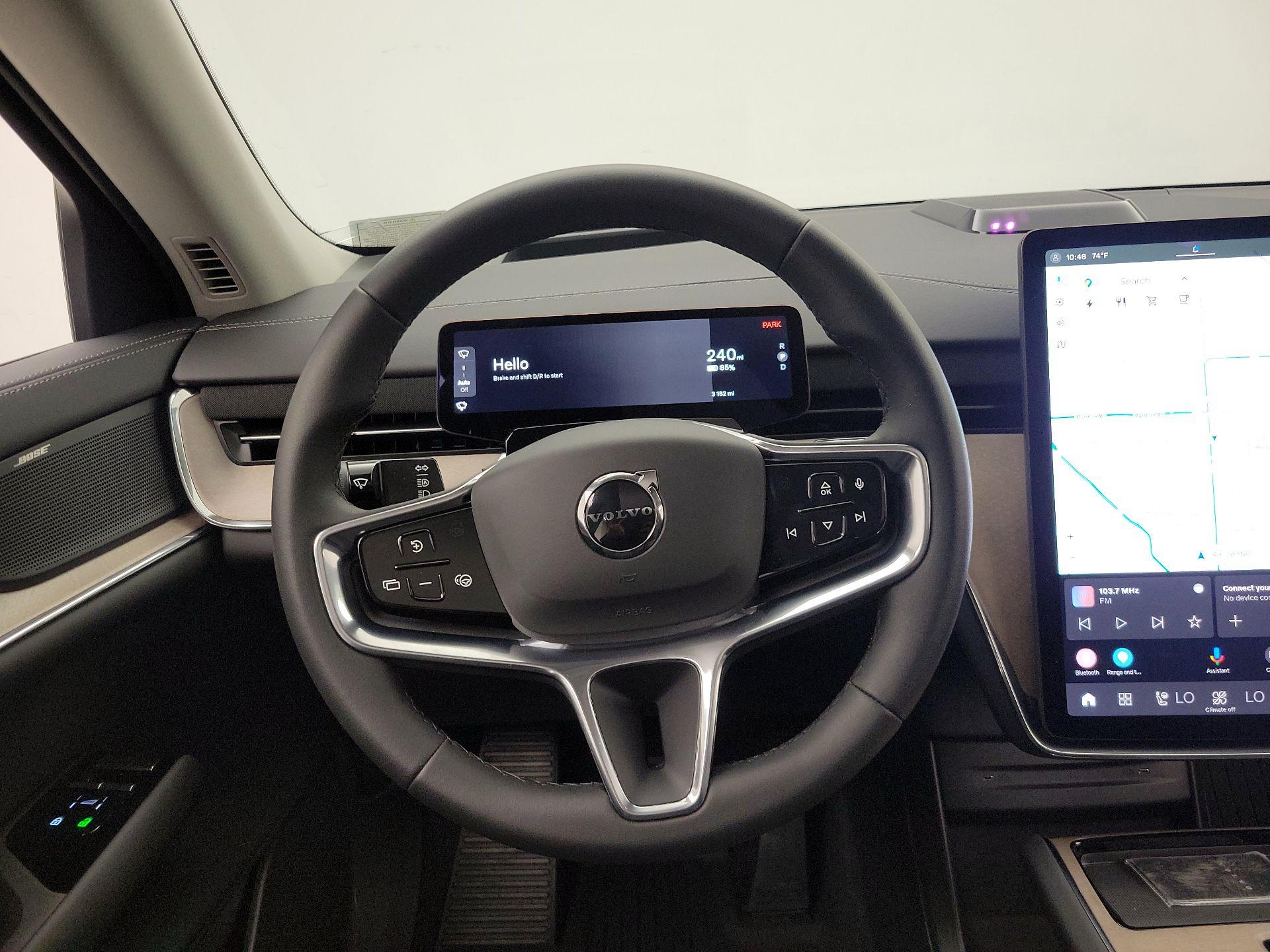 Thumbnail: 2025 Volvo EX90 - 10