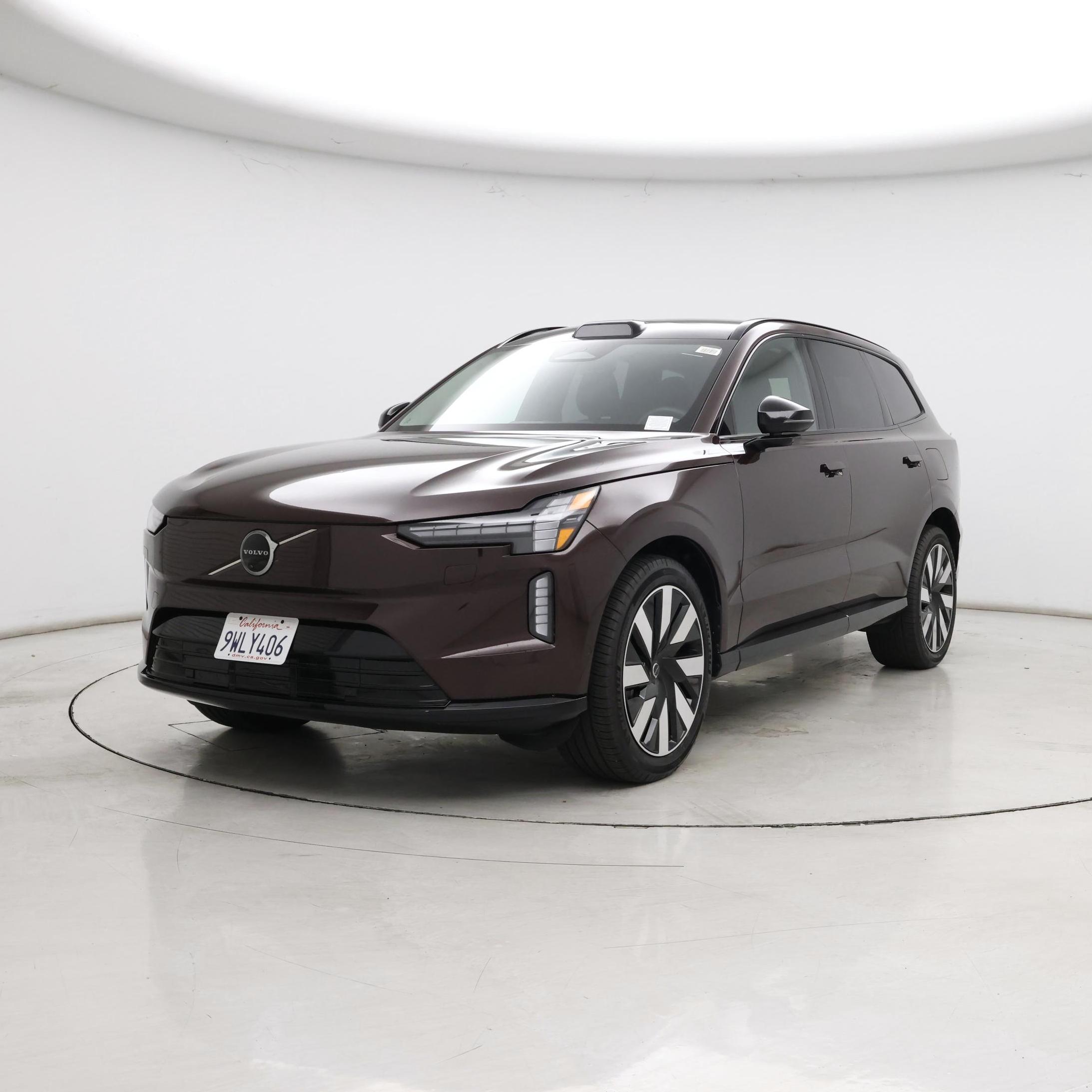 Thumbnail: 2025 Volvo EX90 - 4