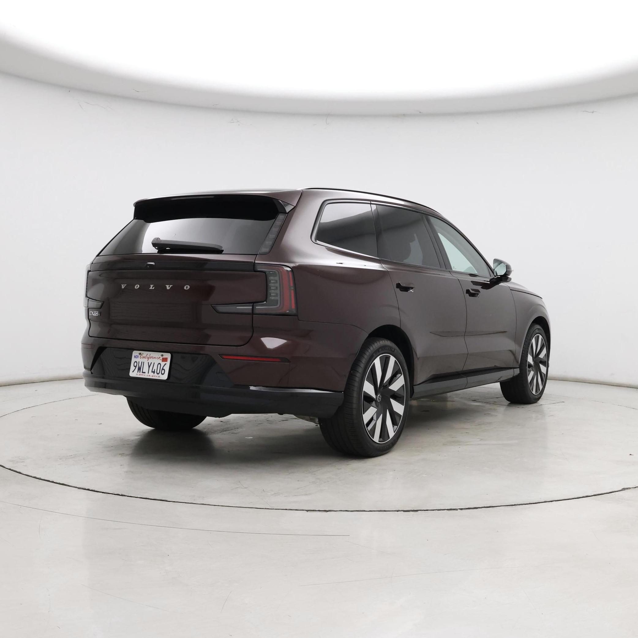 Thumbnail: 2025 Volvo EX90 - 8