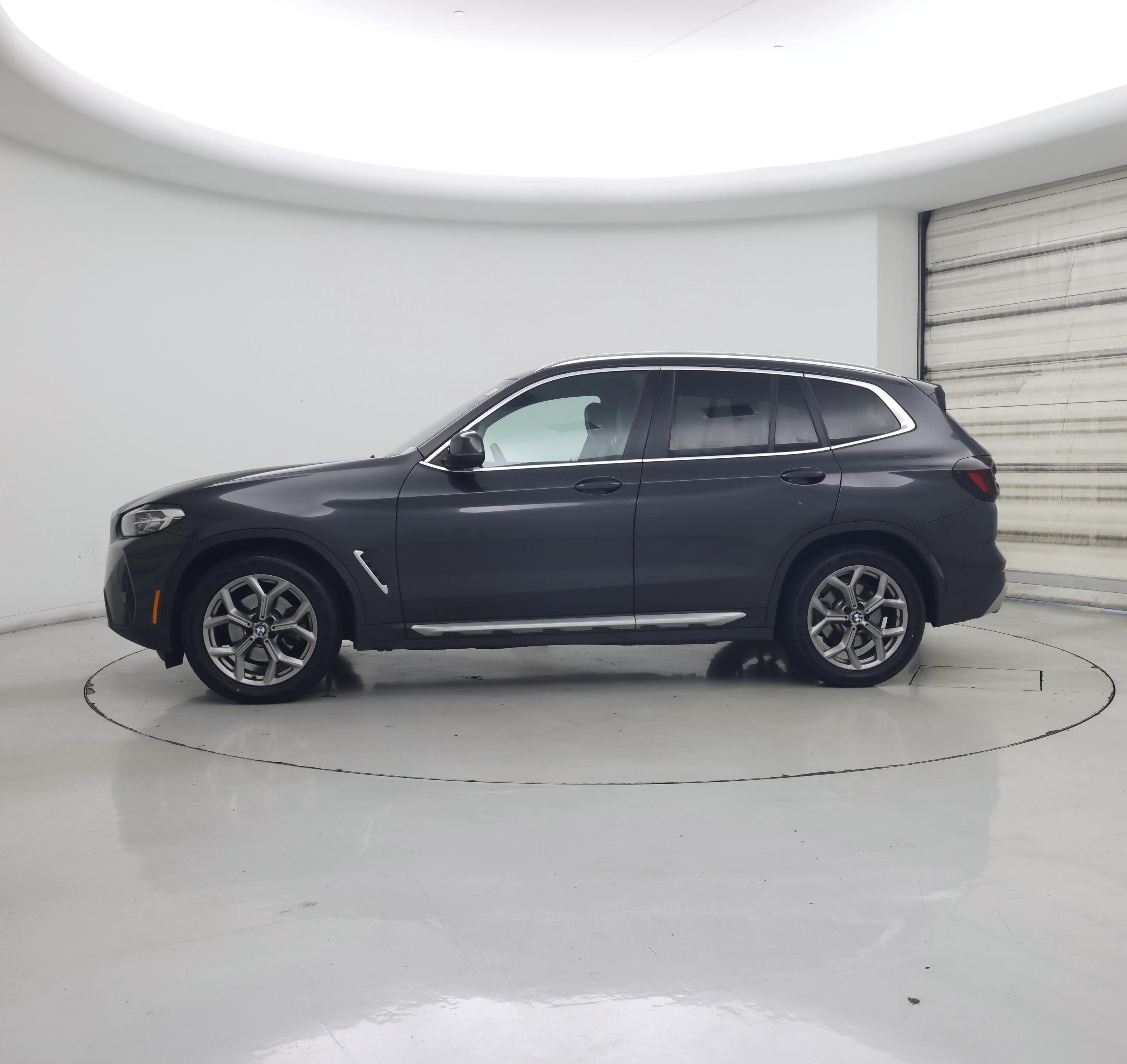 Thumbnail: 2022 BMW X3 - 3