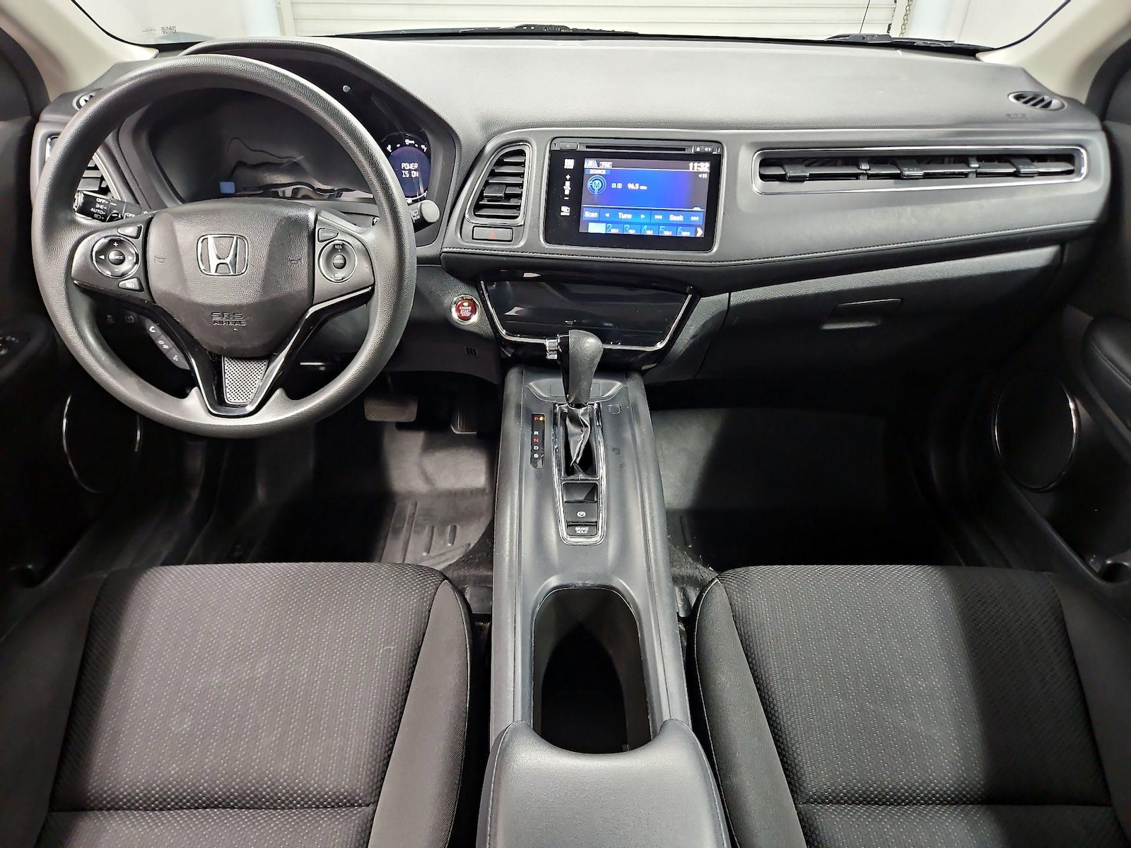 Photo 10