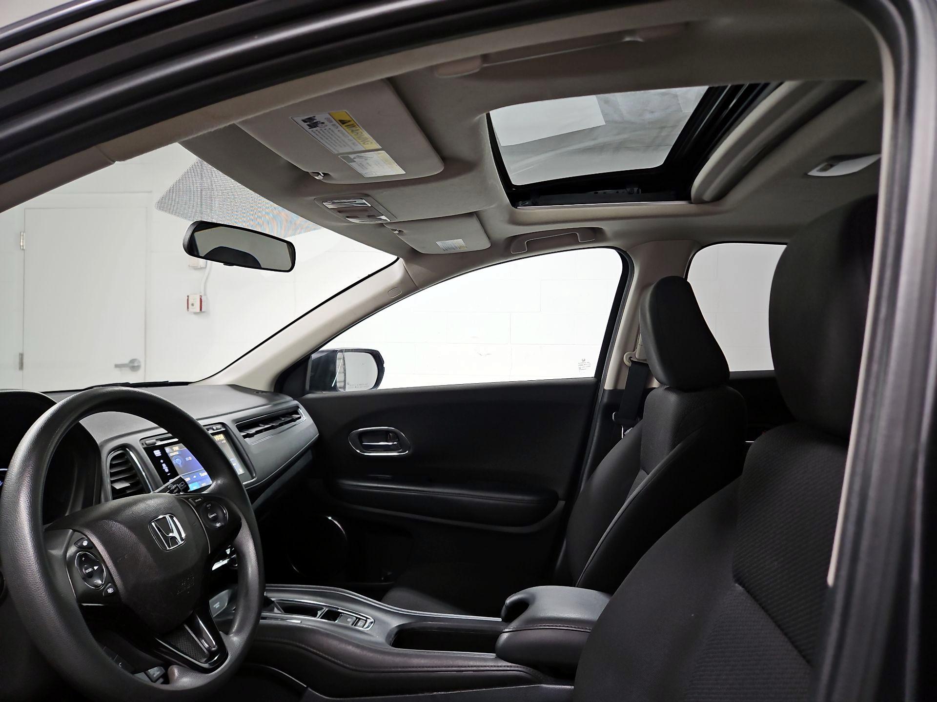 Thumbnail: 2018 Honda HR-V - 19