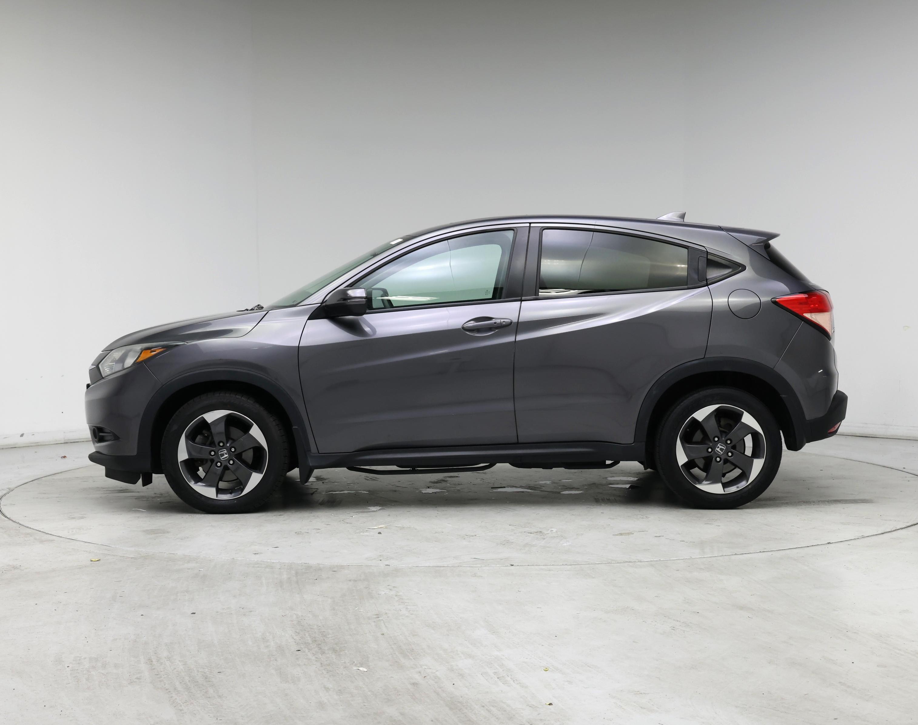 Thumbnail: 2018 Honda HR-V - 3