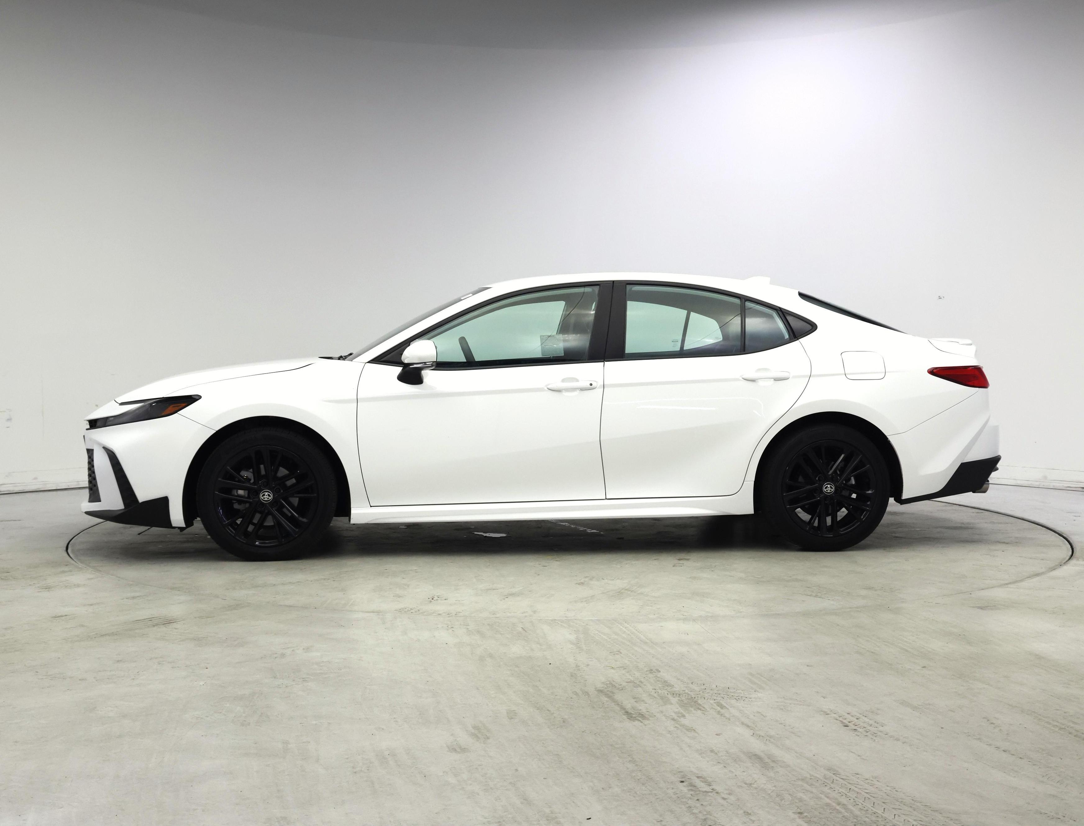 Thumbnail: 2025 Toyota Camry - 3