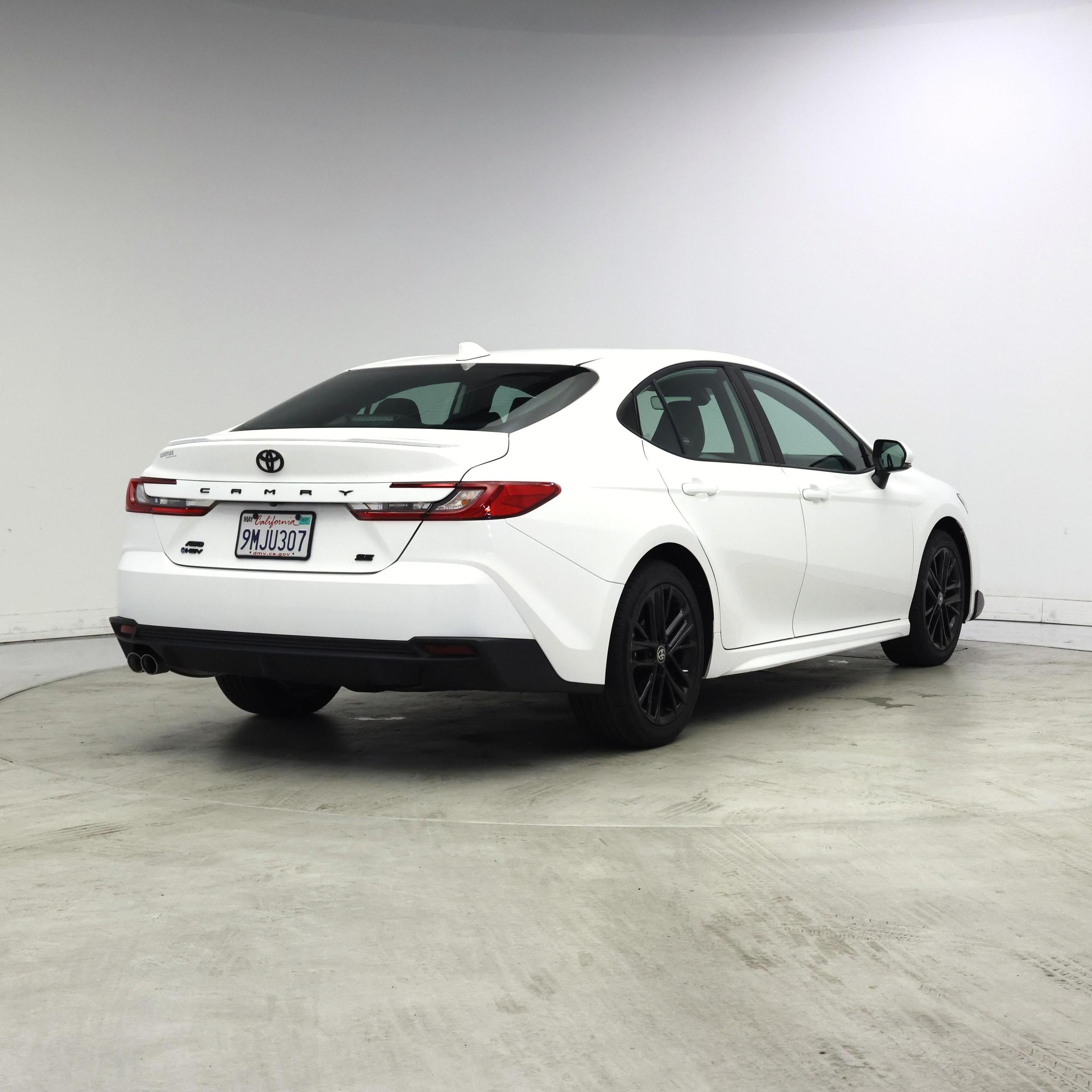 Thumbnail: 2025 Toyota Camry - 8