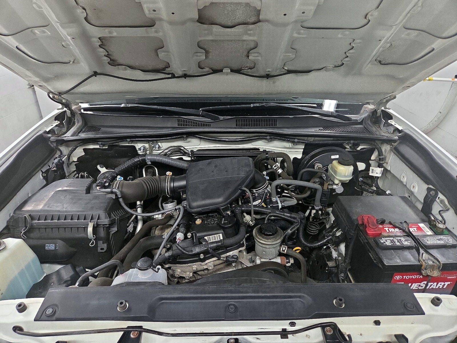 2016 Toyota Tacoma SR - Photo 19