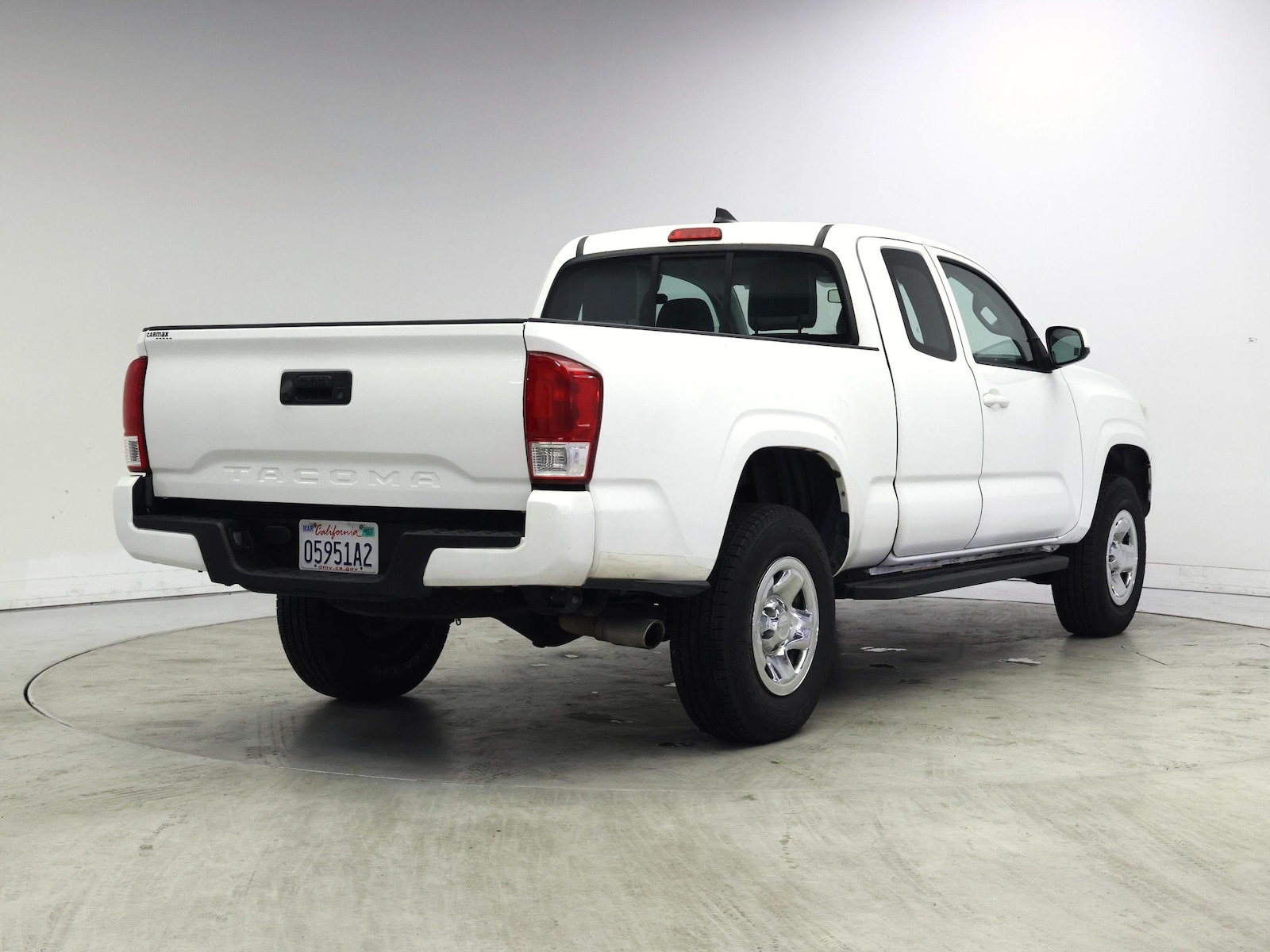 2016 Toyota Tacoma SR - Photo 9