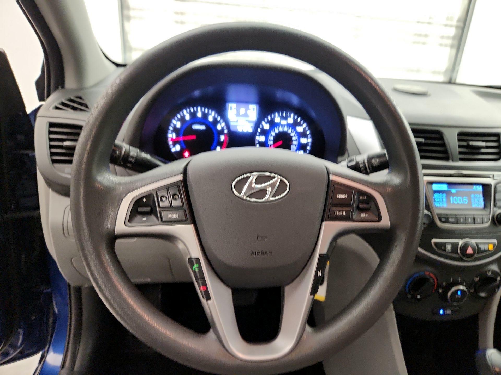 Thumbnail: 2015 Hyundai Accent - 10