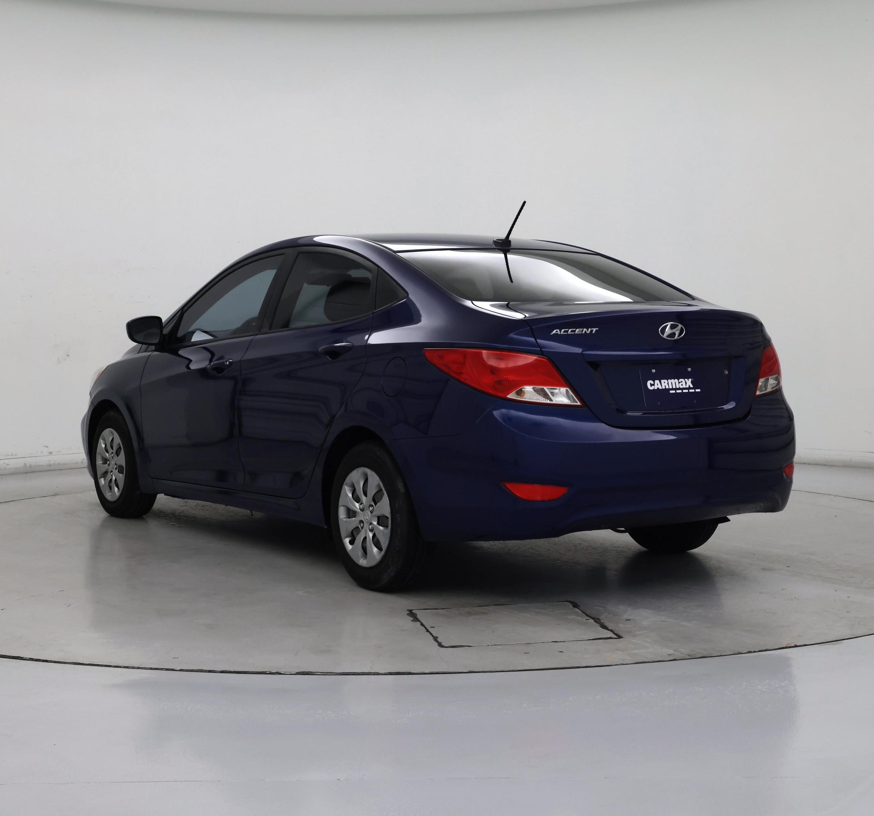 Thumbnail: 2015 Hyundai Accent - 2