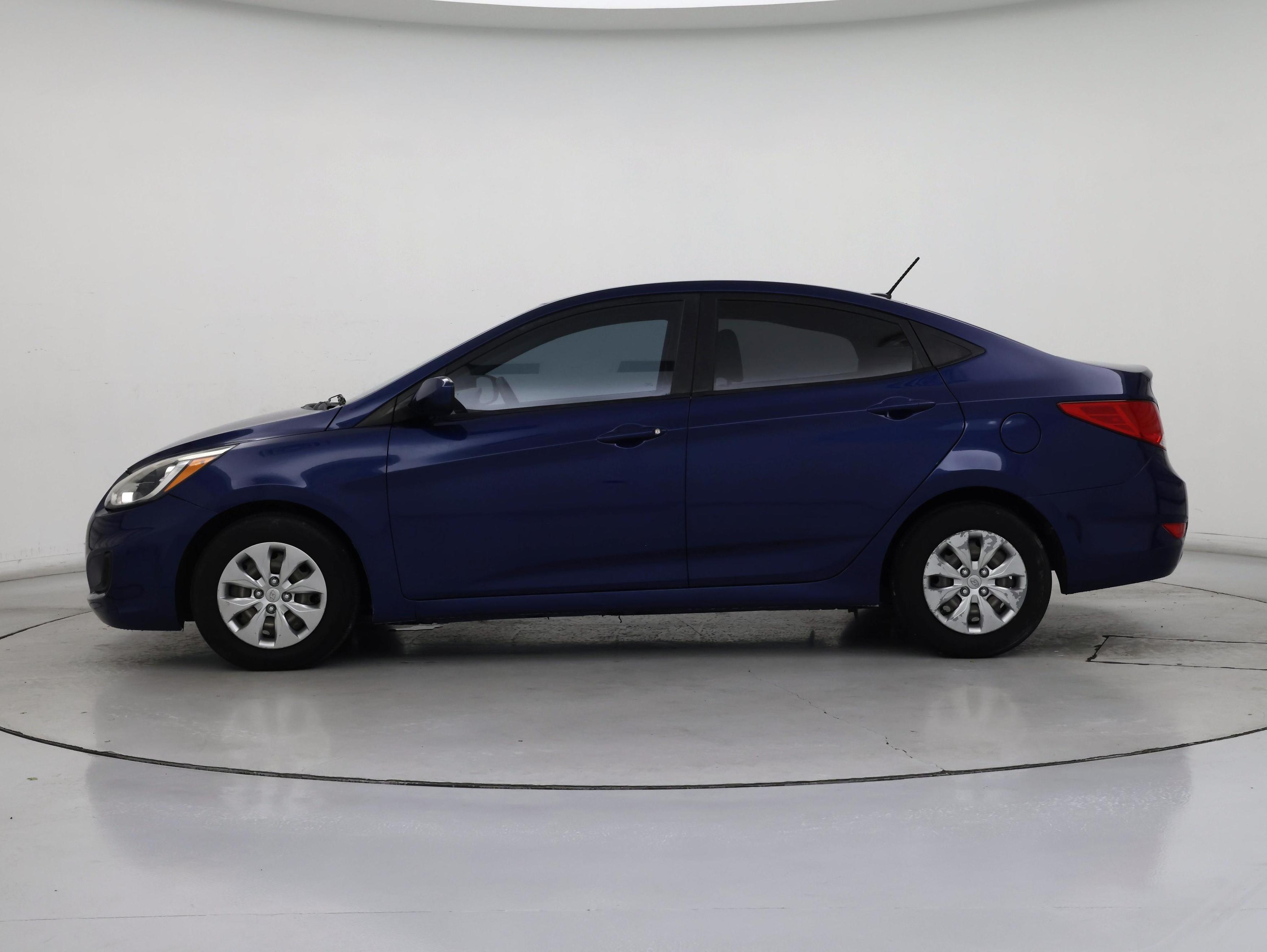 Thumbnail: 2015 Hyundai Accent - 3