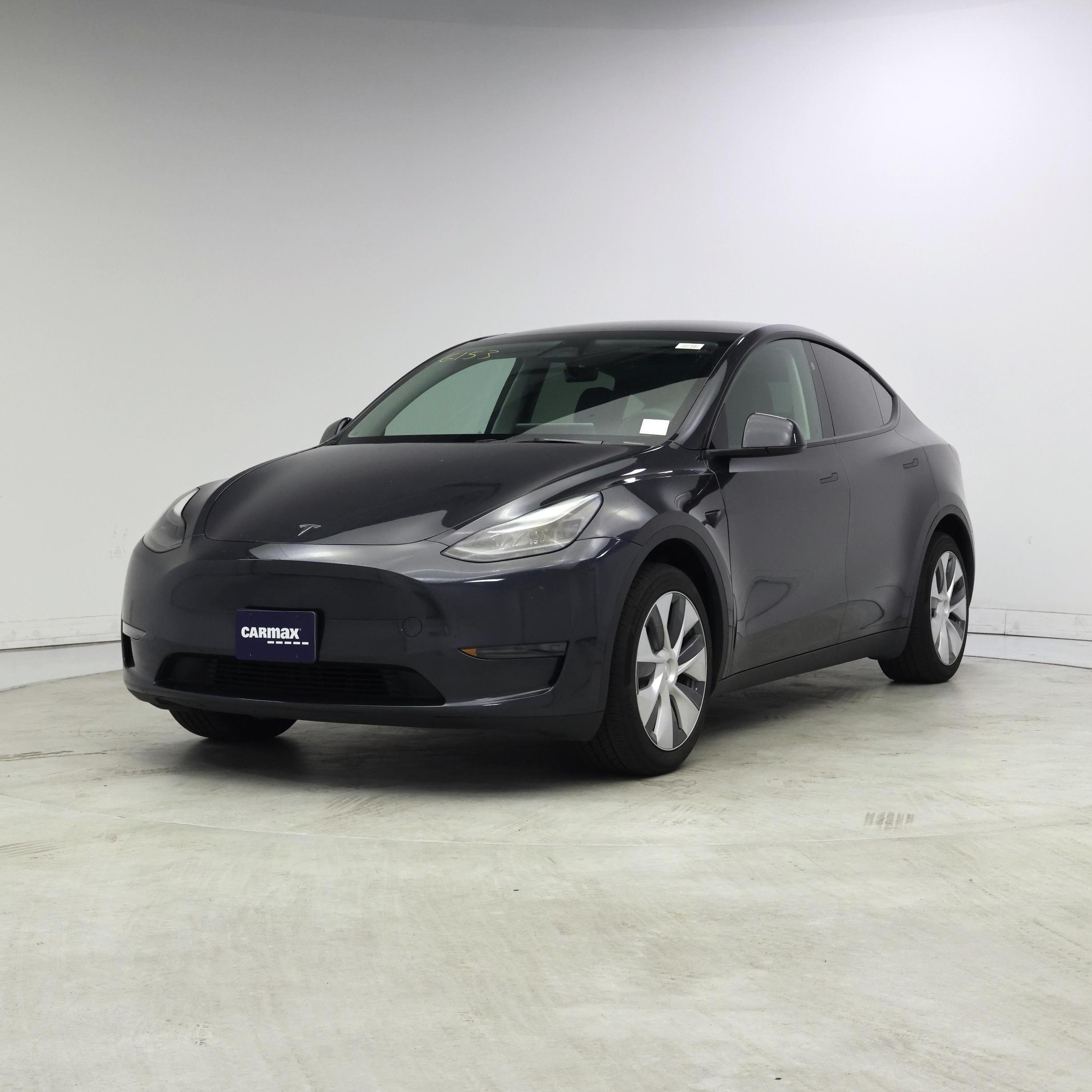 Thumbnail: 2024 Tesla Model Y - 4
