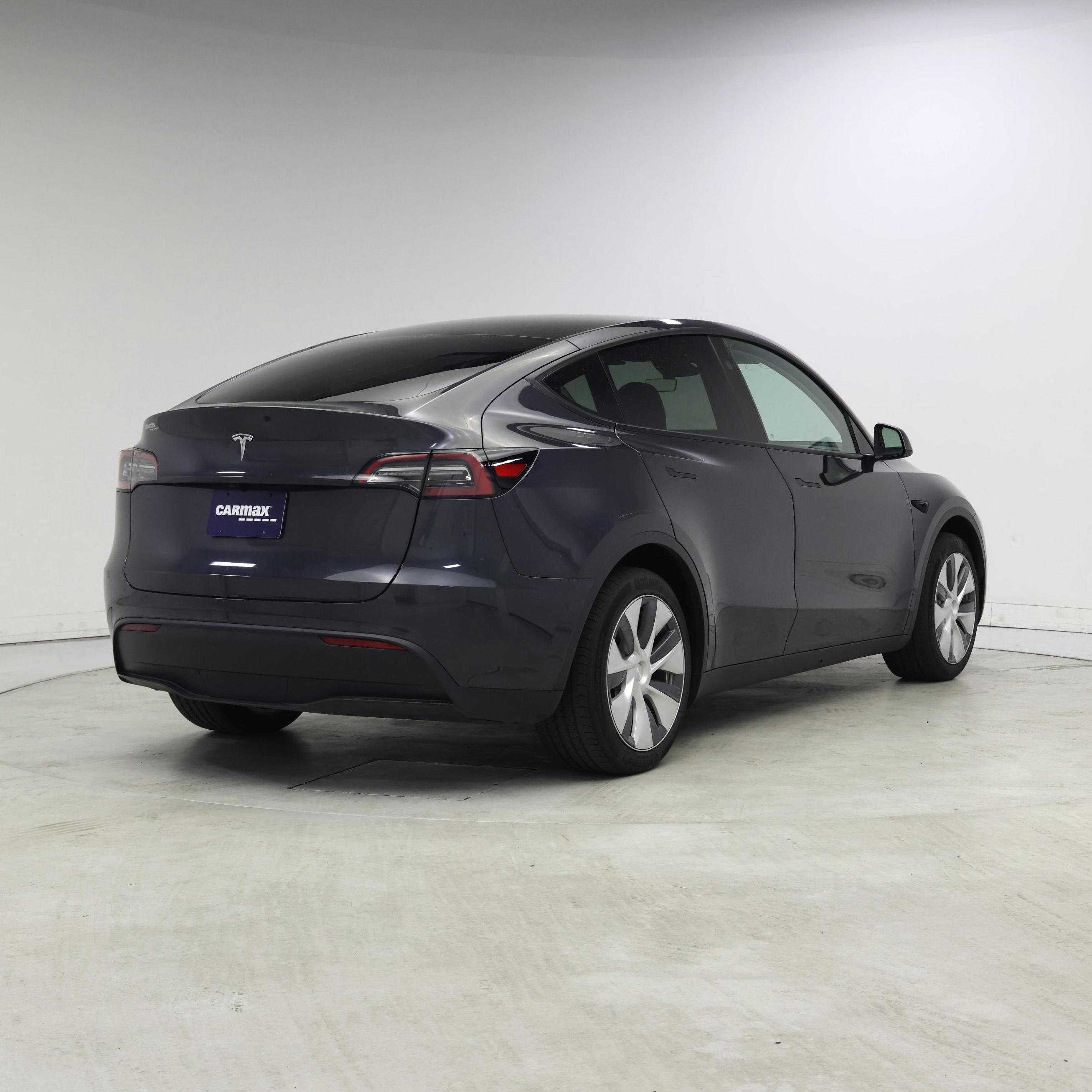 Thumbnail: 2024 Tesla Model Y - 8