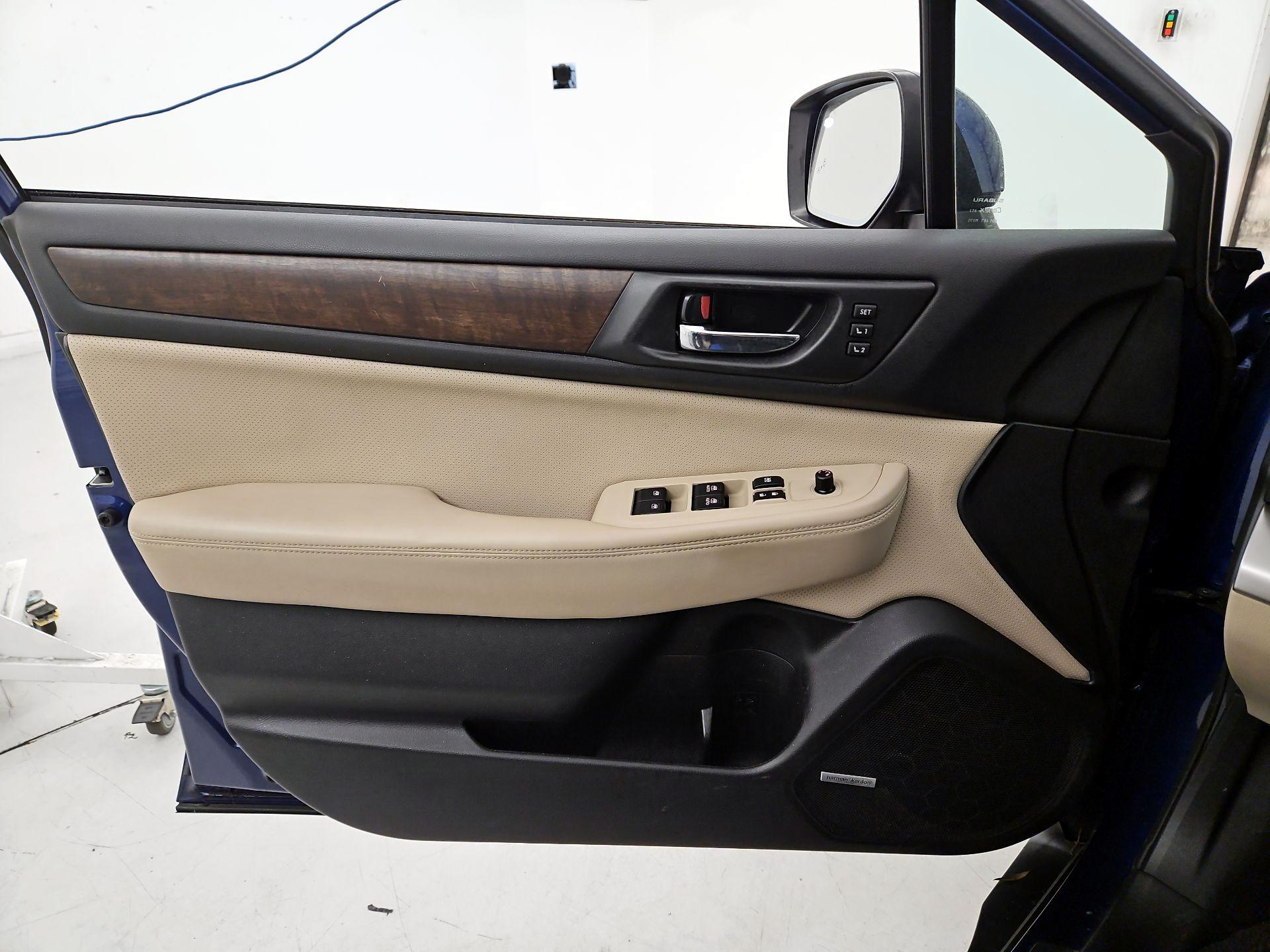 Thumbnail: 2016 Subaru Outback - 12