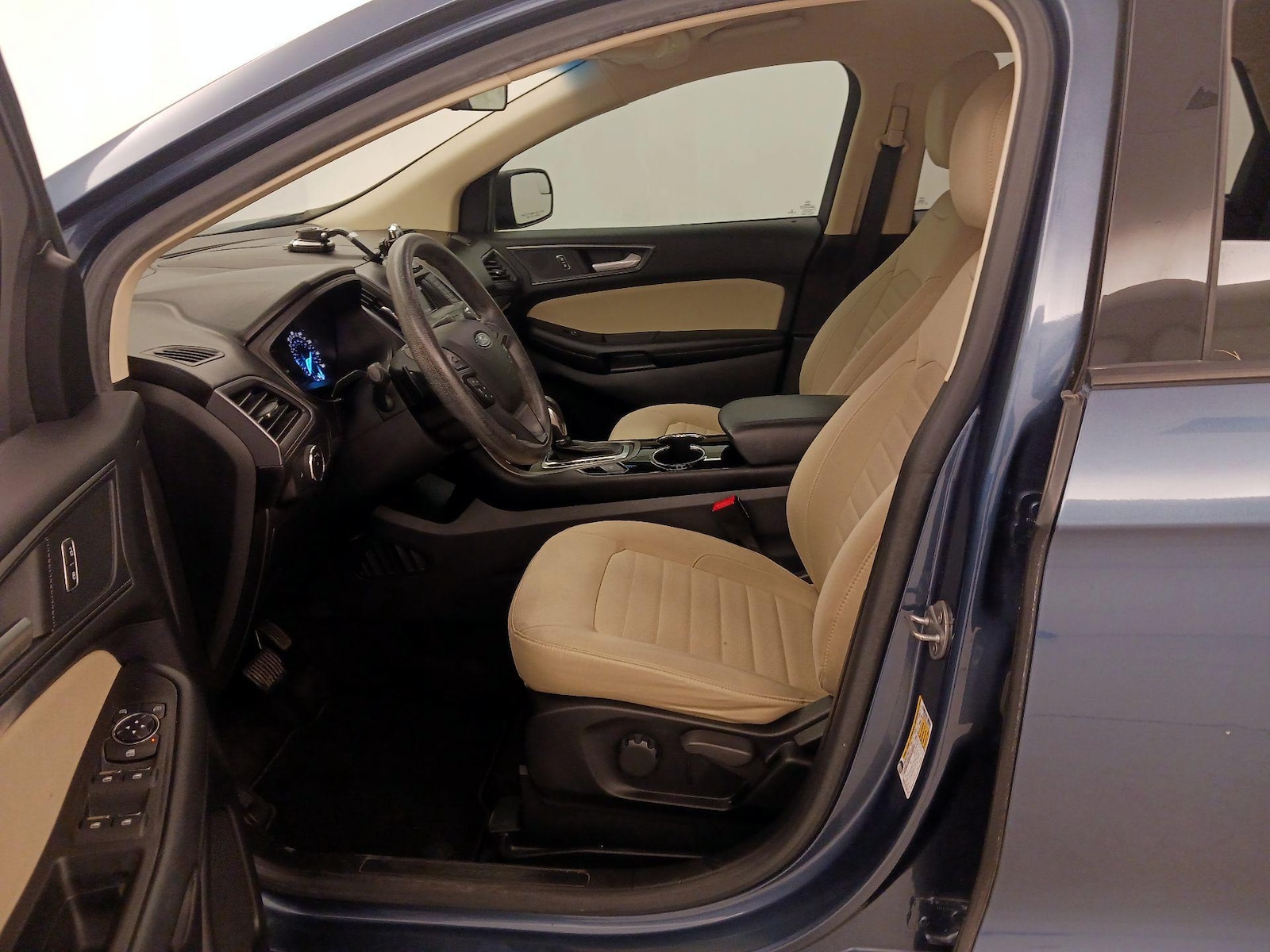 2018 Ford Edge SE - Photo 12
