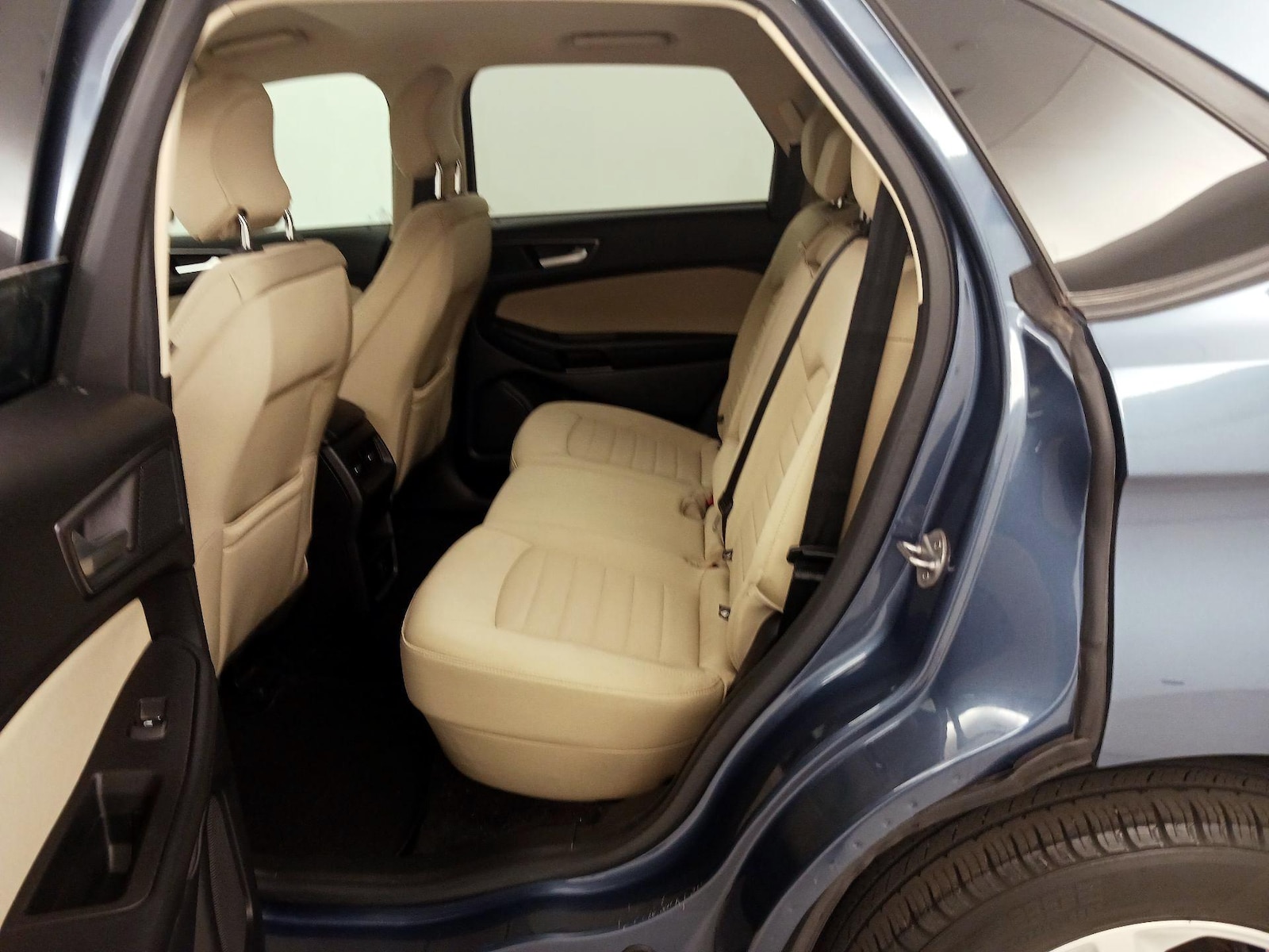 2018 Ford Edge SE - Photo 20