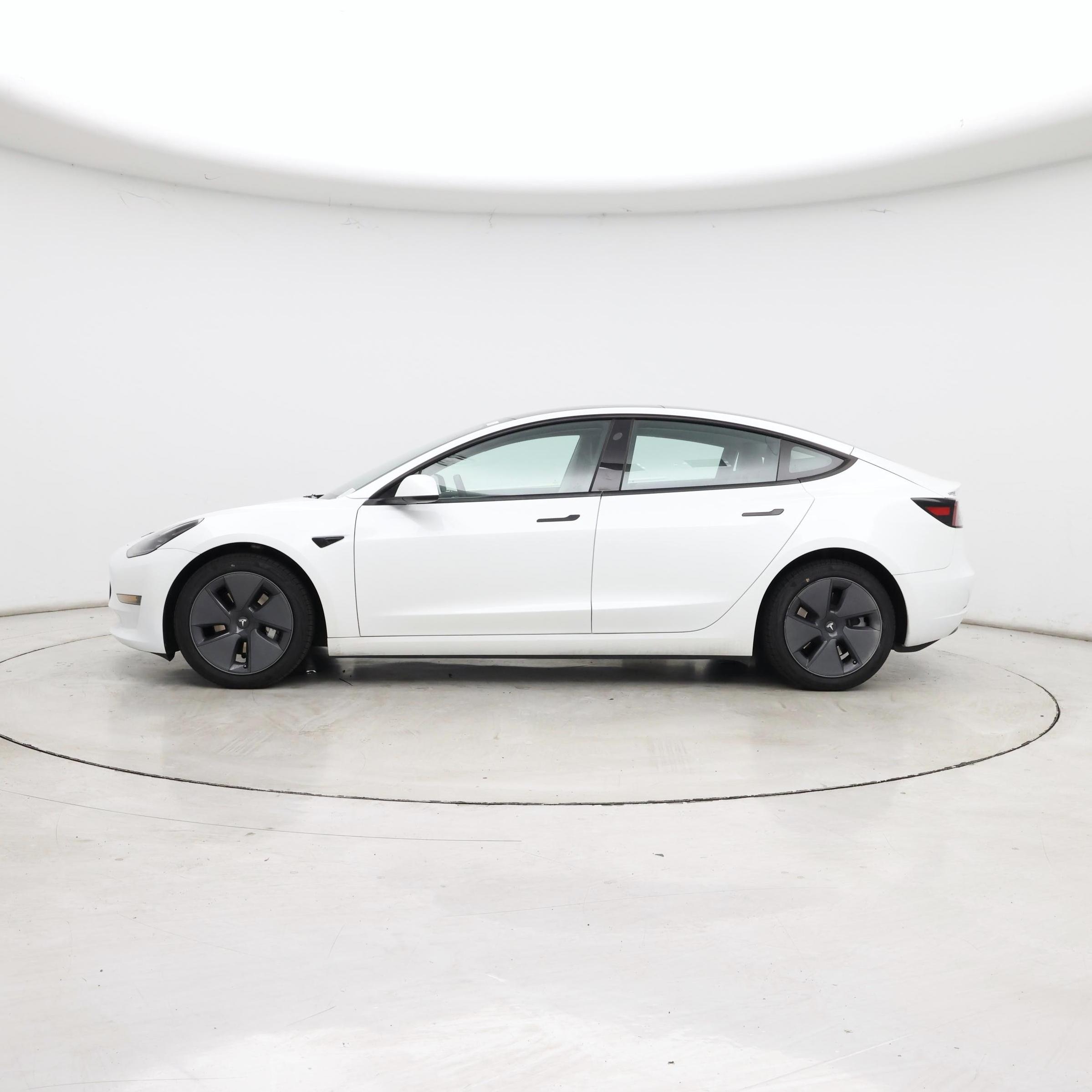 Thumbnail: 2023 Tesla Model 3 - 3