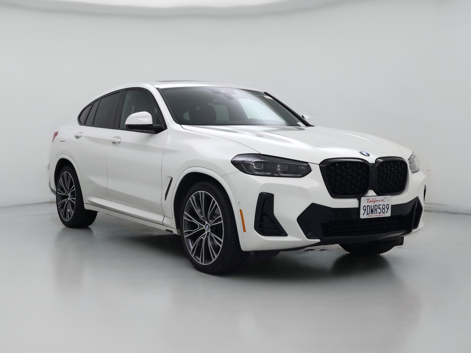 2023 BMW X4