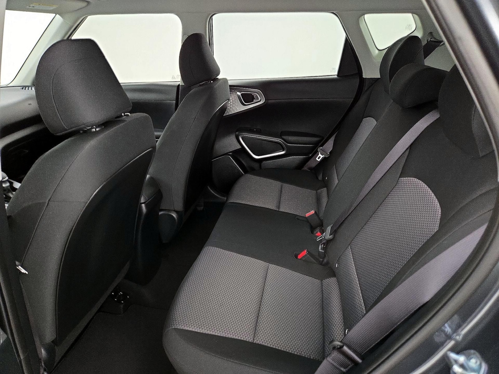 2025 Kia Soul LX - Photo 20