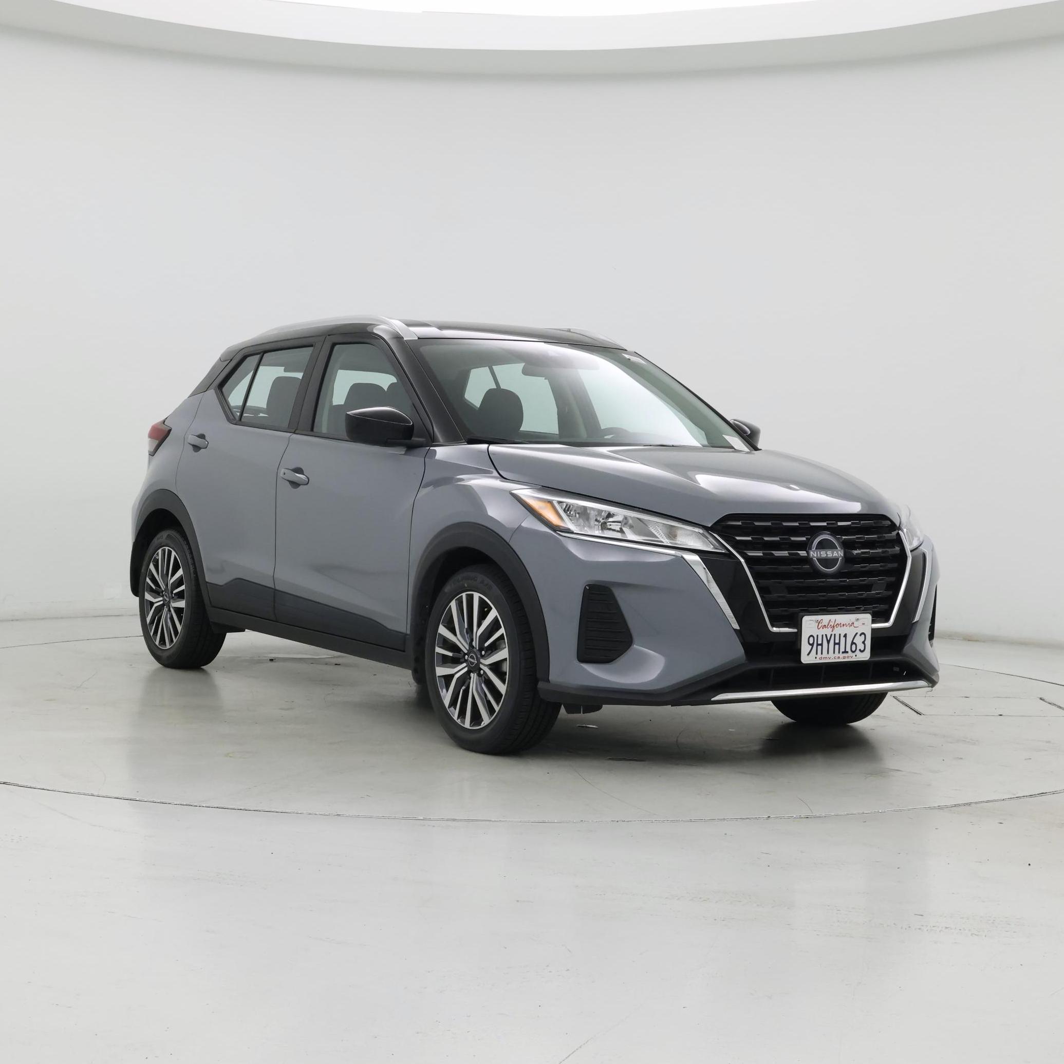 Gray 2023 Nissan Kicks SV FWD SUV / Crossover Front-Wheel Drive Automatic