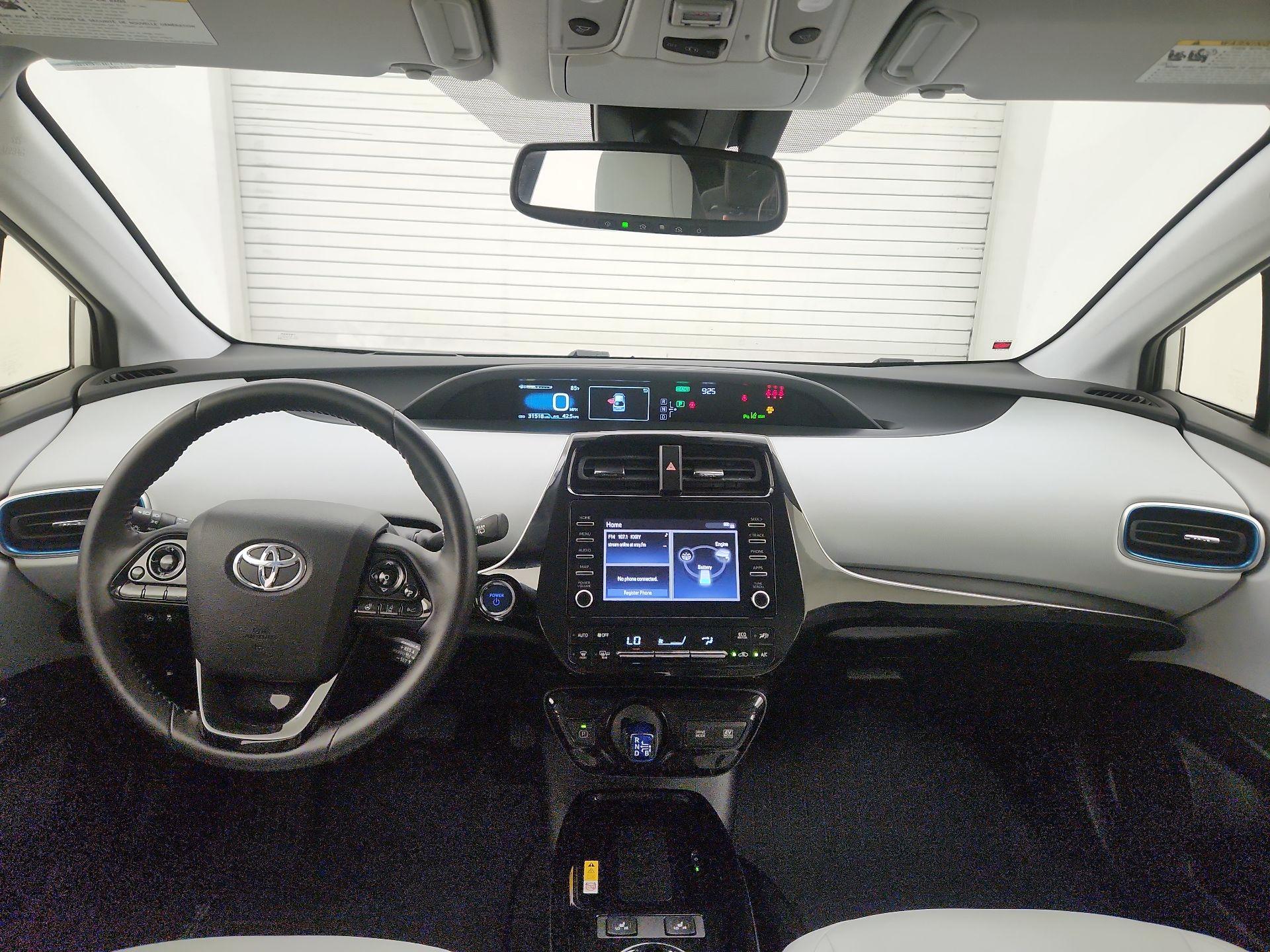 Thumbnail: 2020 Toyota Prius - 9