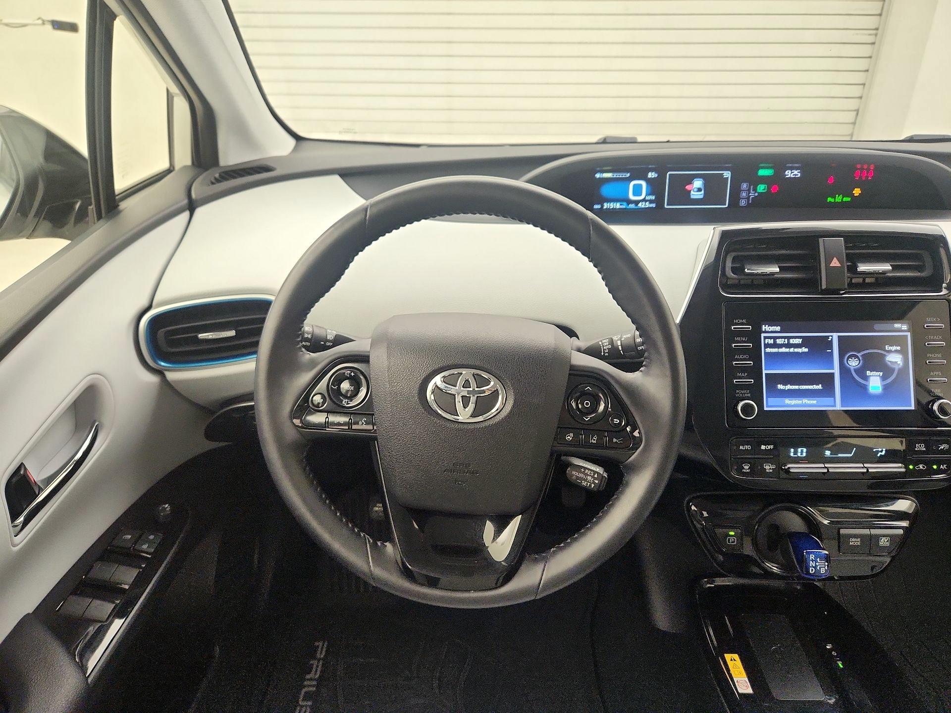 Thumbnail: 2020 Toyota Prius - 10
