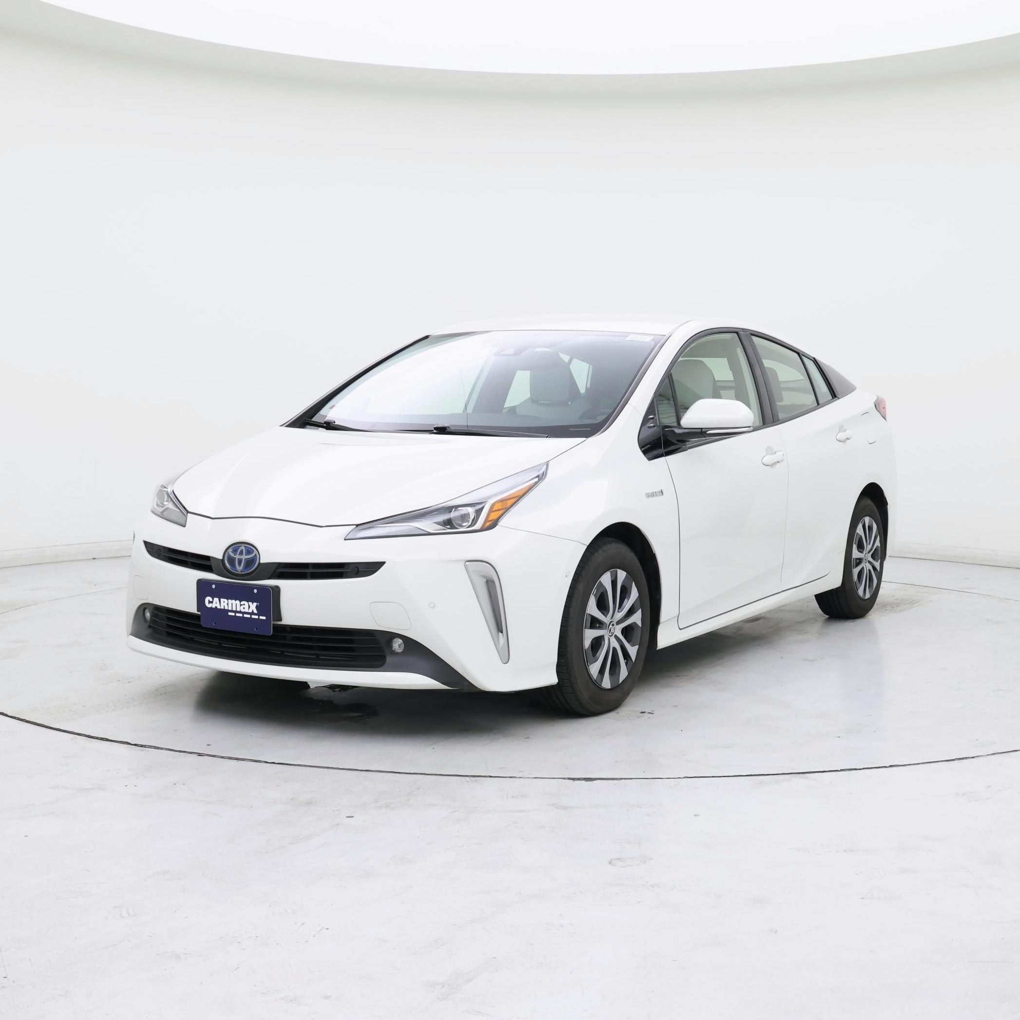 Thumbnail: 2020 Toyota Prius - 4