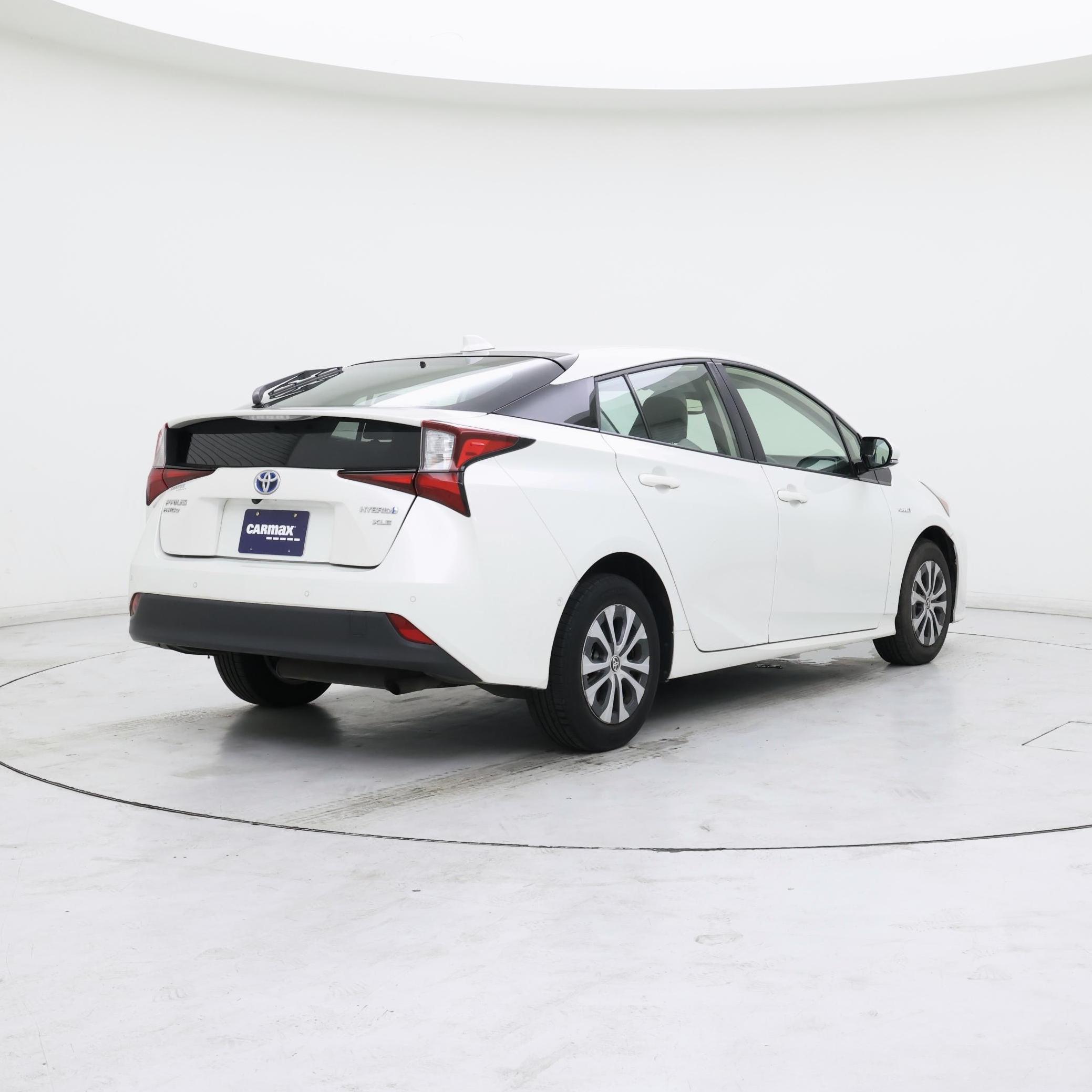 Thumbnail: 2020 Toyota Prius - 8