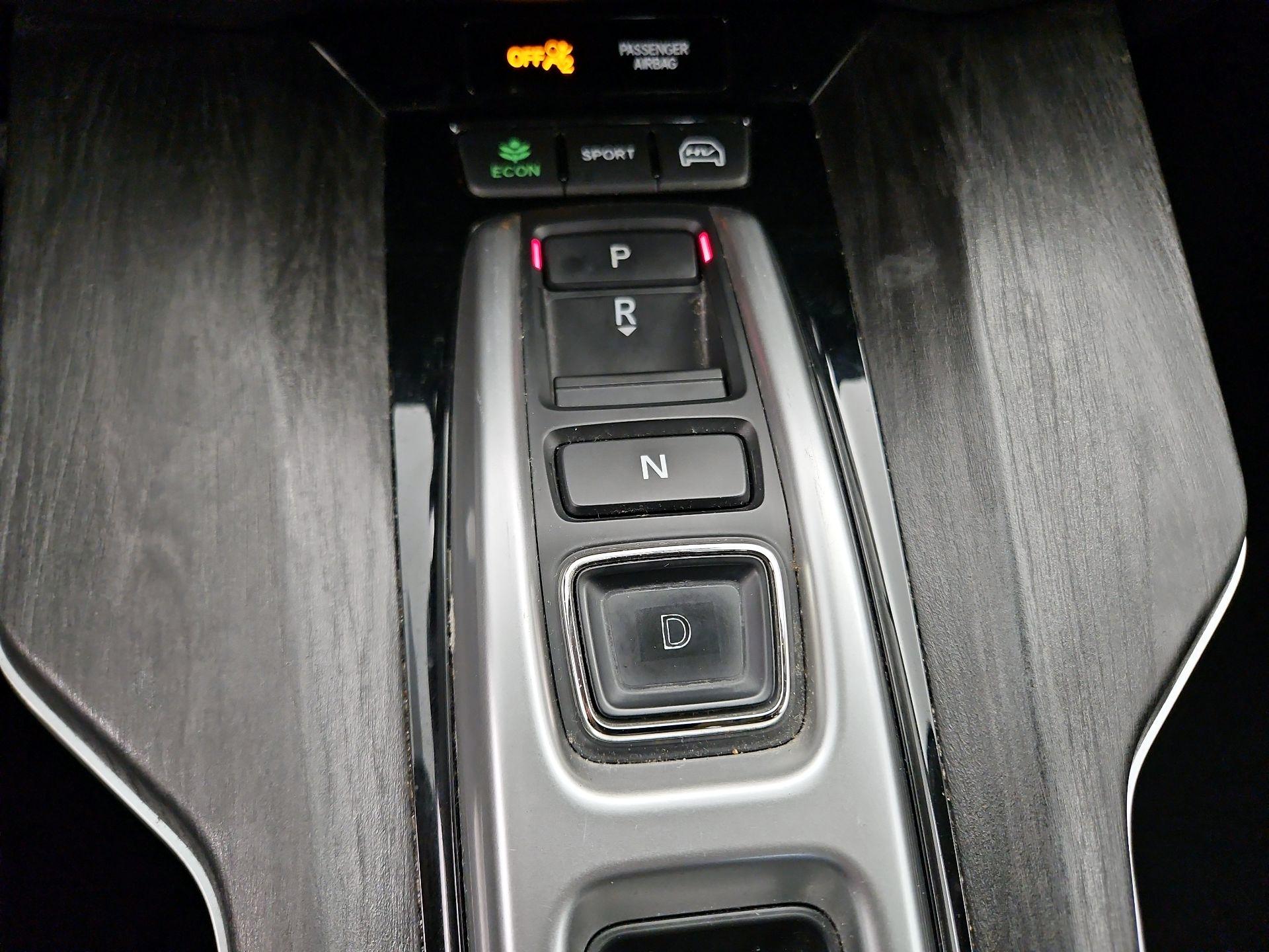 Thumbnail: 2018 Honda Clarity - 17