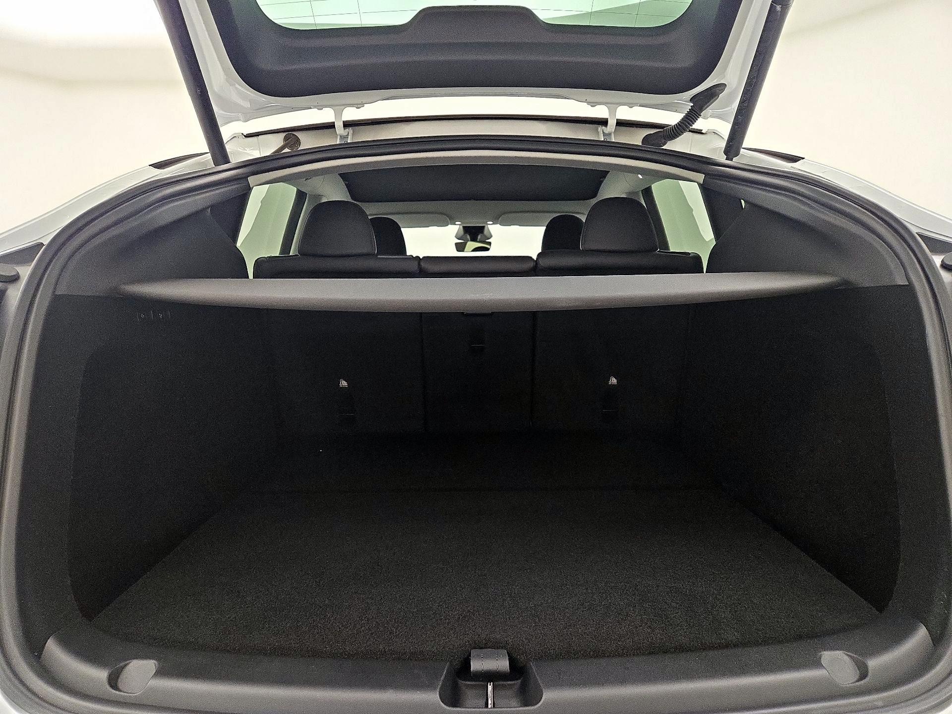 Thumbnail: 2024 Tesla Model Y - 20