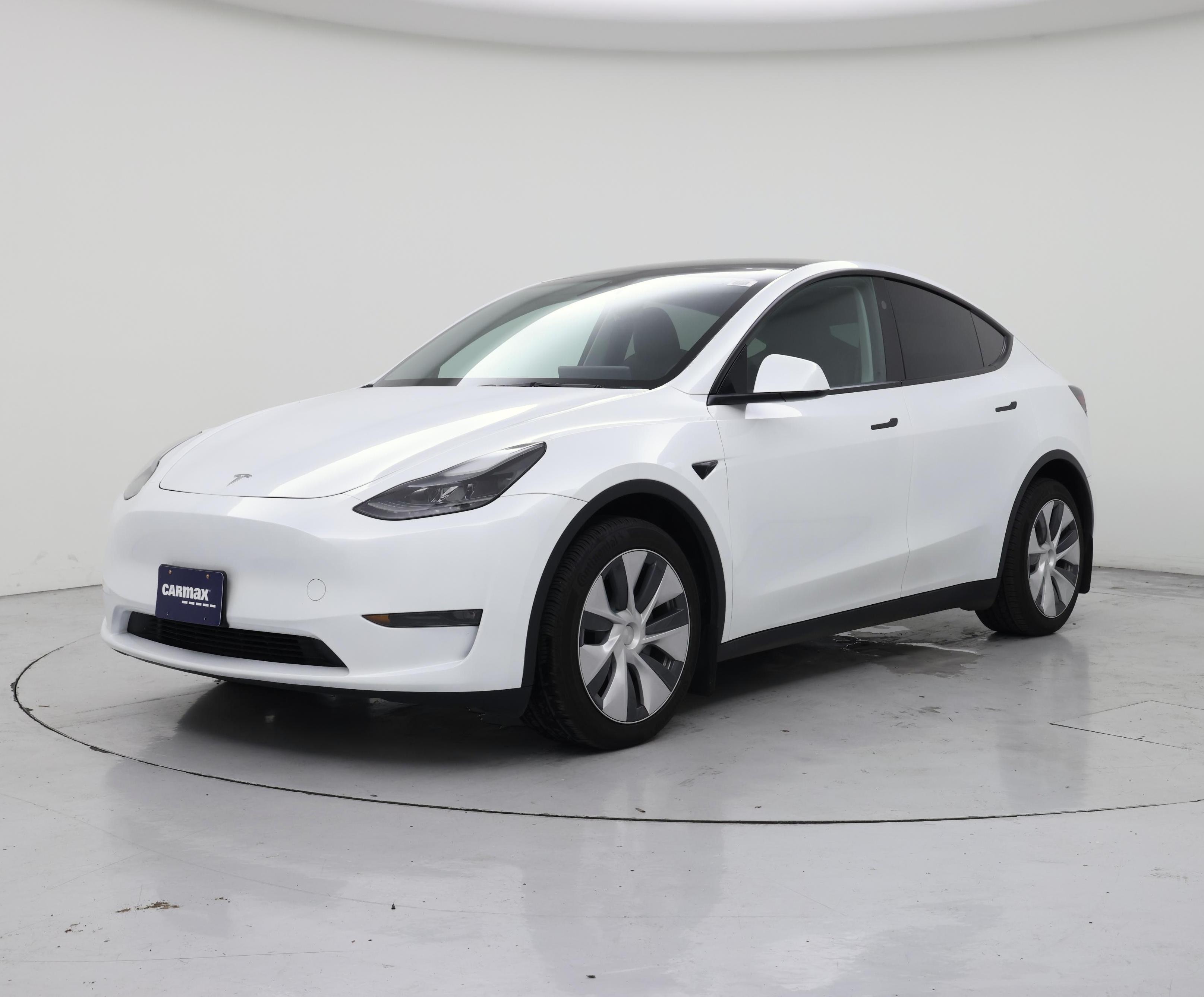 Thumbnail: 2024 Tesla Model Y - 4