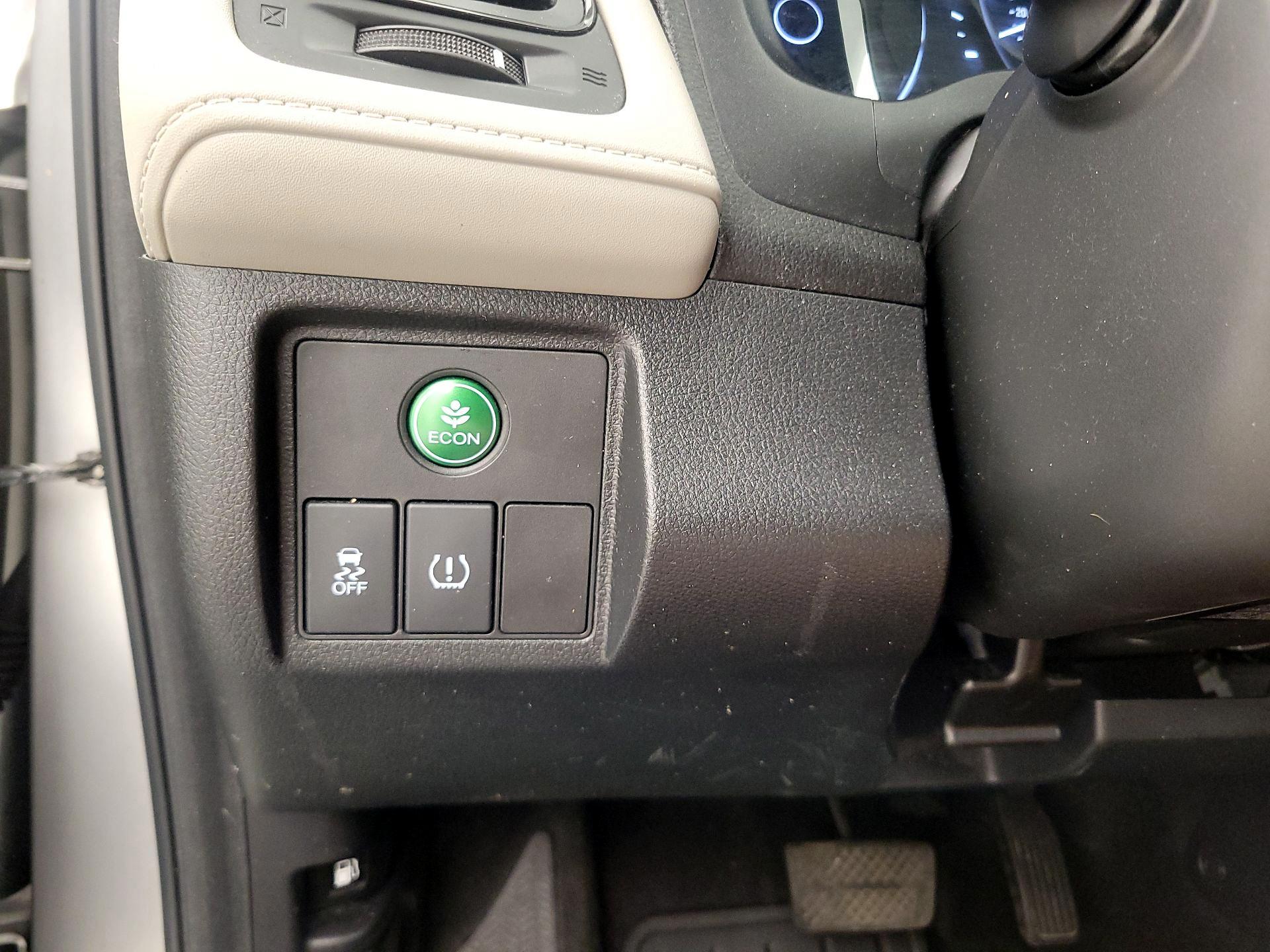 Thumbnail: 2016 Honda HR-V - 13