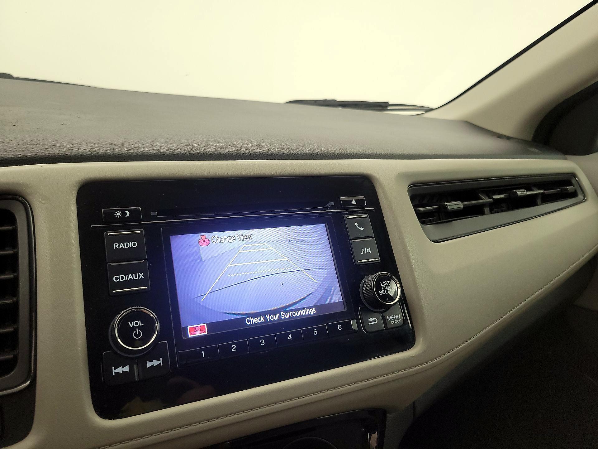 Thumbnail: 2016 Honda HR-V - 14