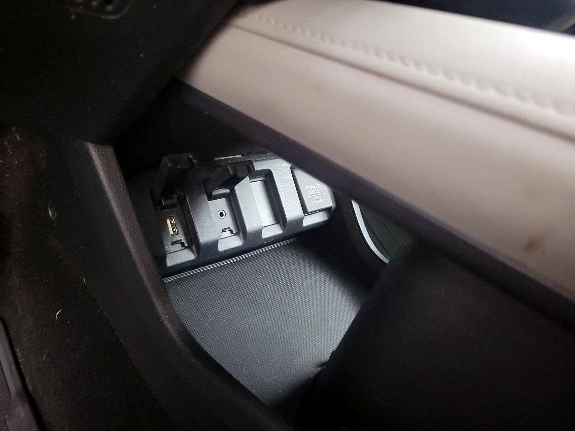 Thumbnail: 2016 Honda HR-V - 18