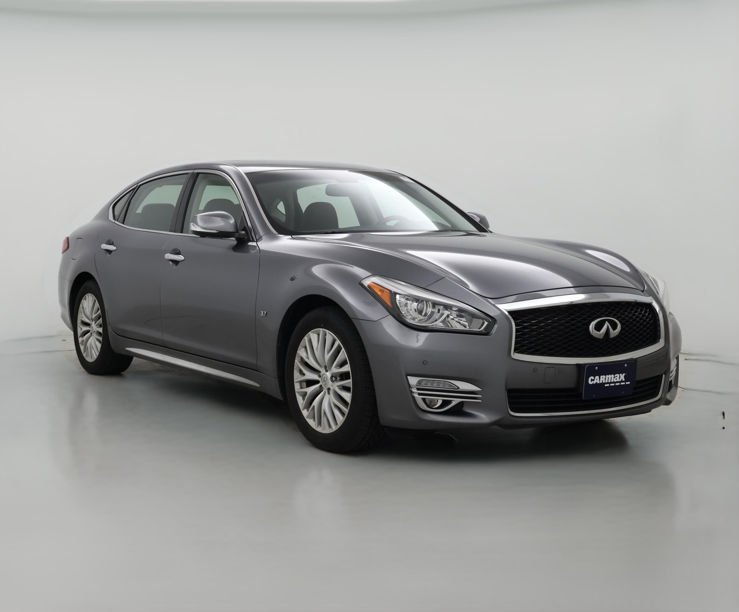 Thumbnail: 2016 INFINITI Q70 - 1
