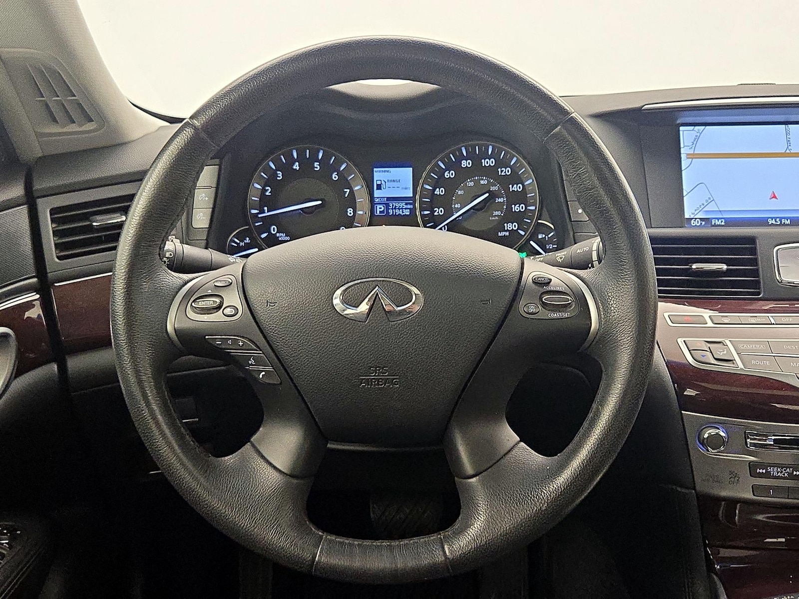 2016 INFINITI Q70L 3.7 - Photo 11