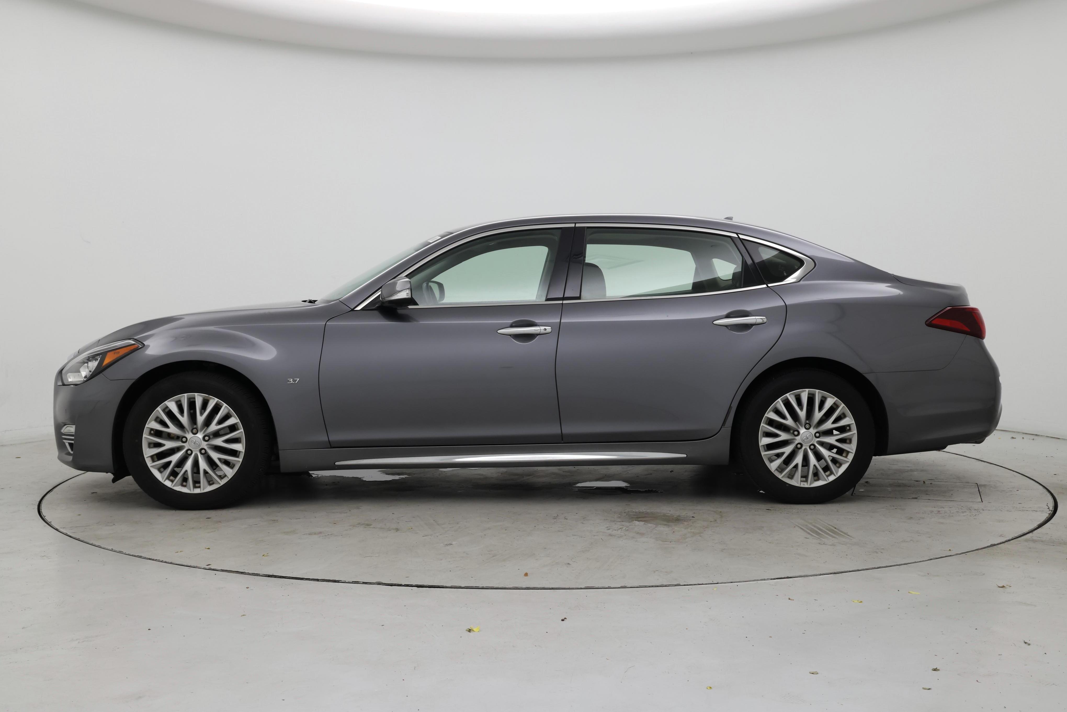 Thumbnail: 2016 INFINITI Q70 - 3