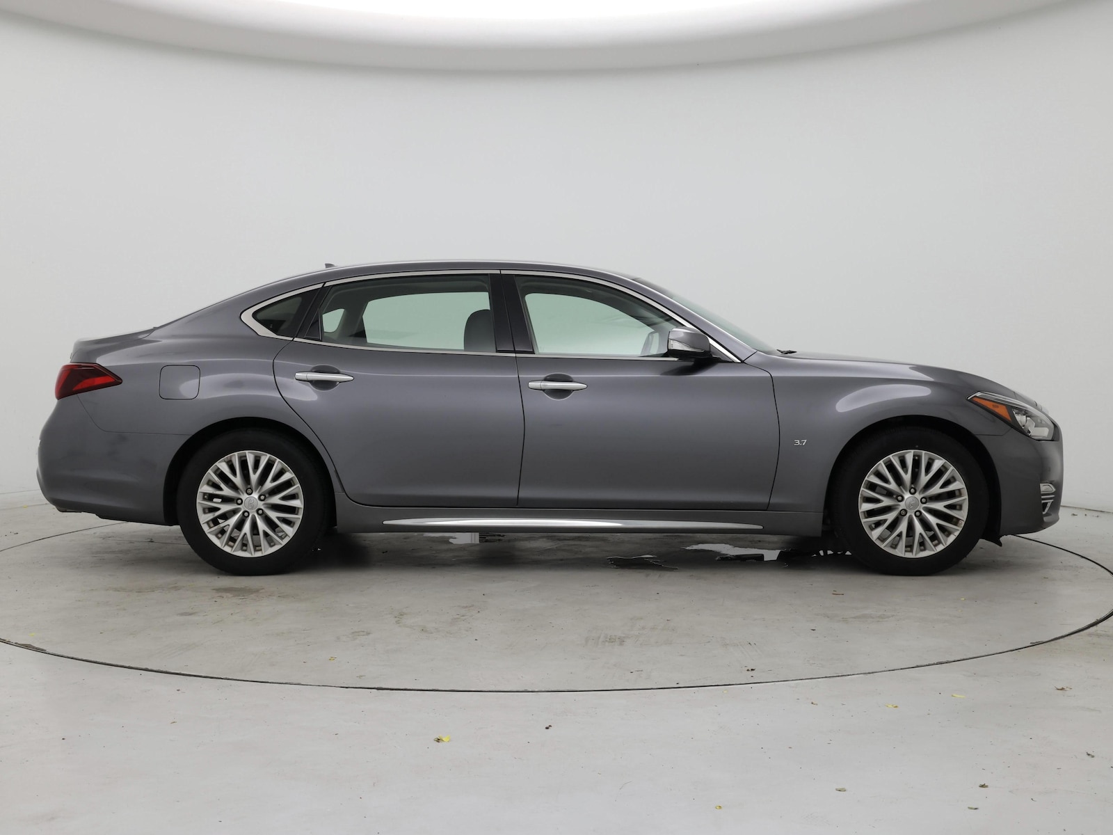2016 INFINITI Q70L 3.7 - Photo 8