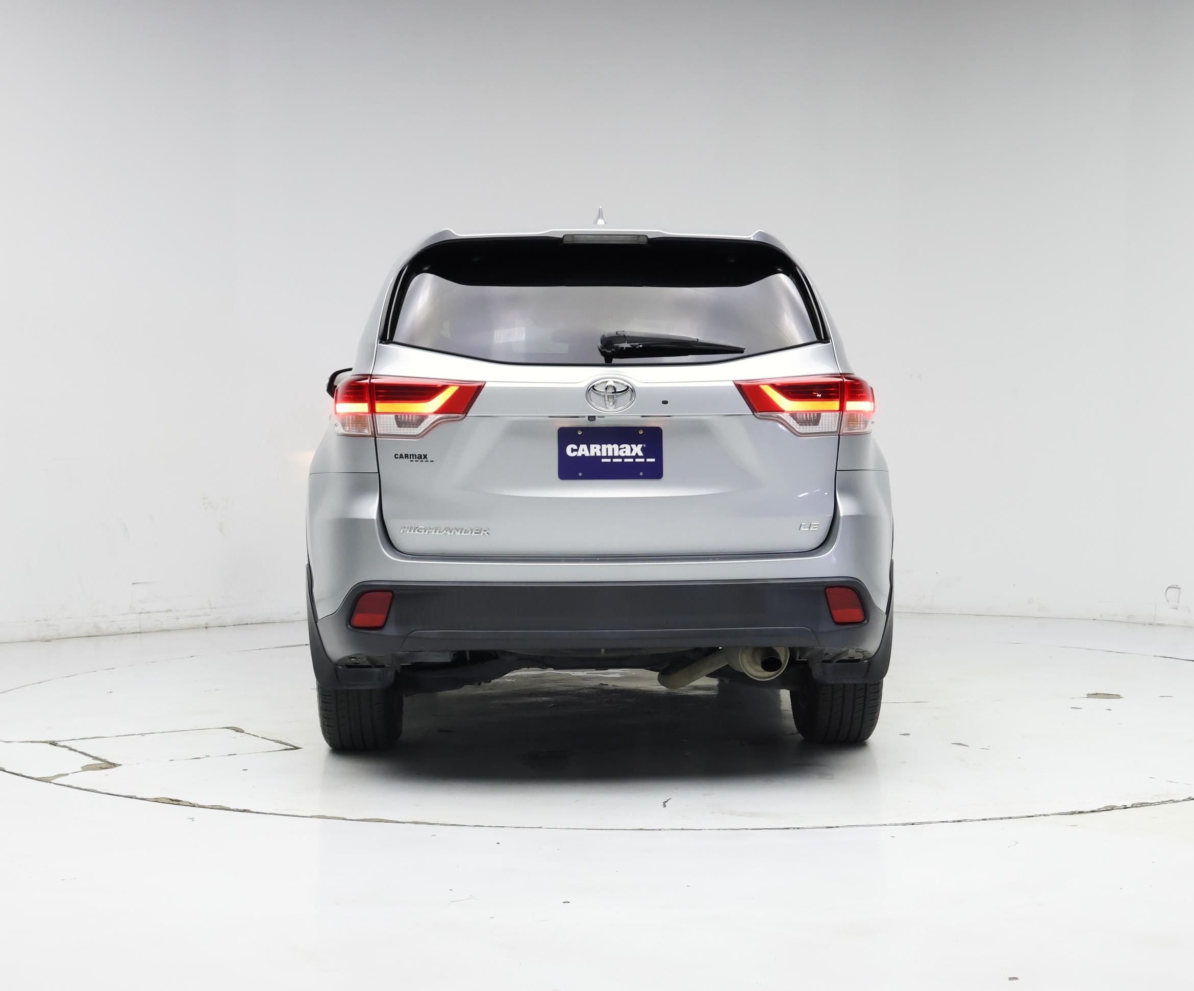 Thumbnail: 2017 Toyota Highlander - 6