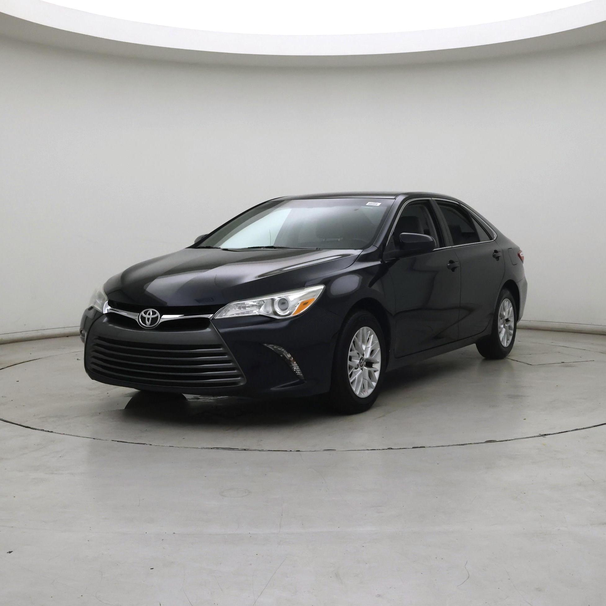 Thumbnail: 2017 Toyota Camry - 4