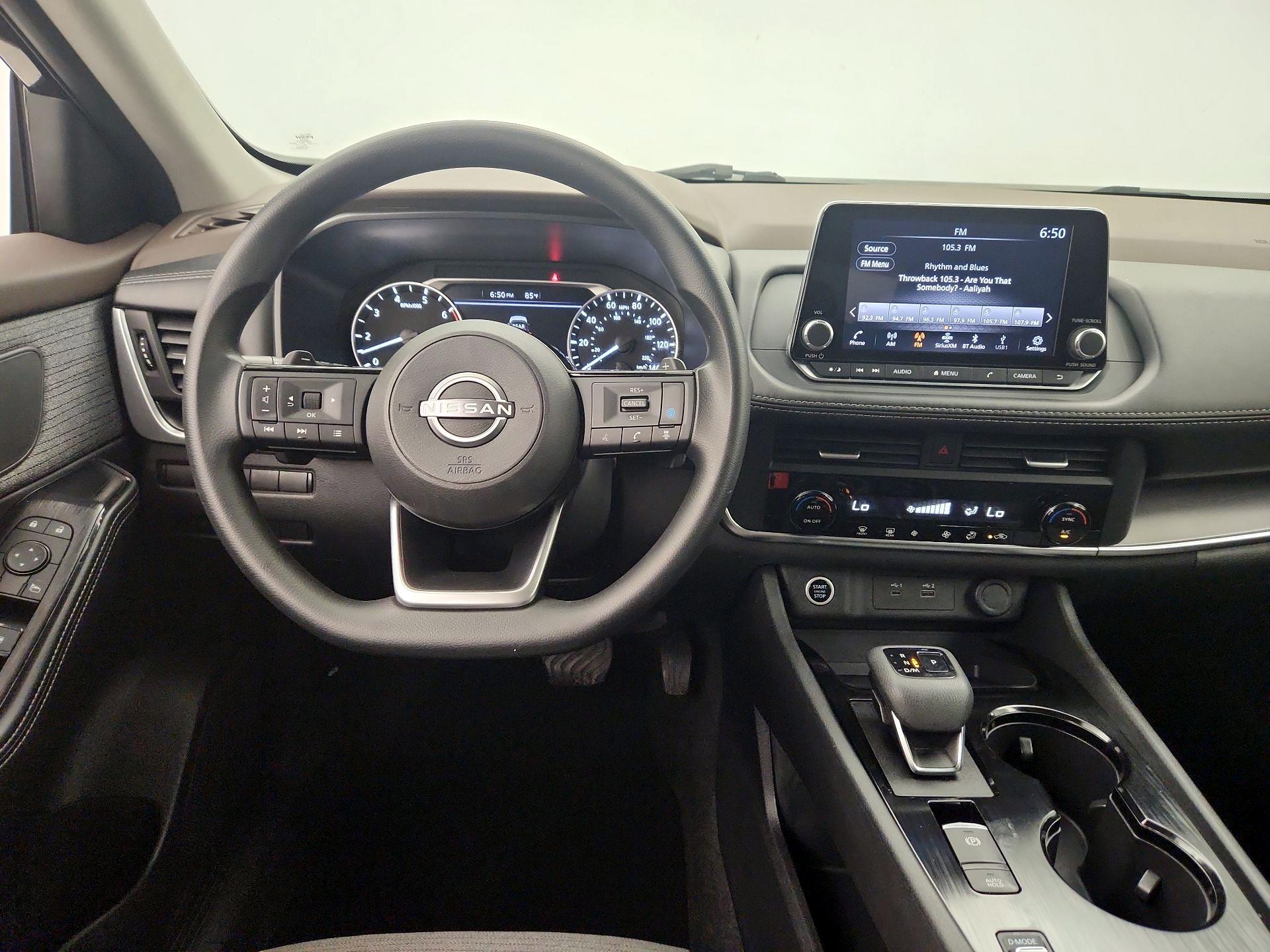 Thumbnail: 2023 Nissan Rogue - 10