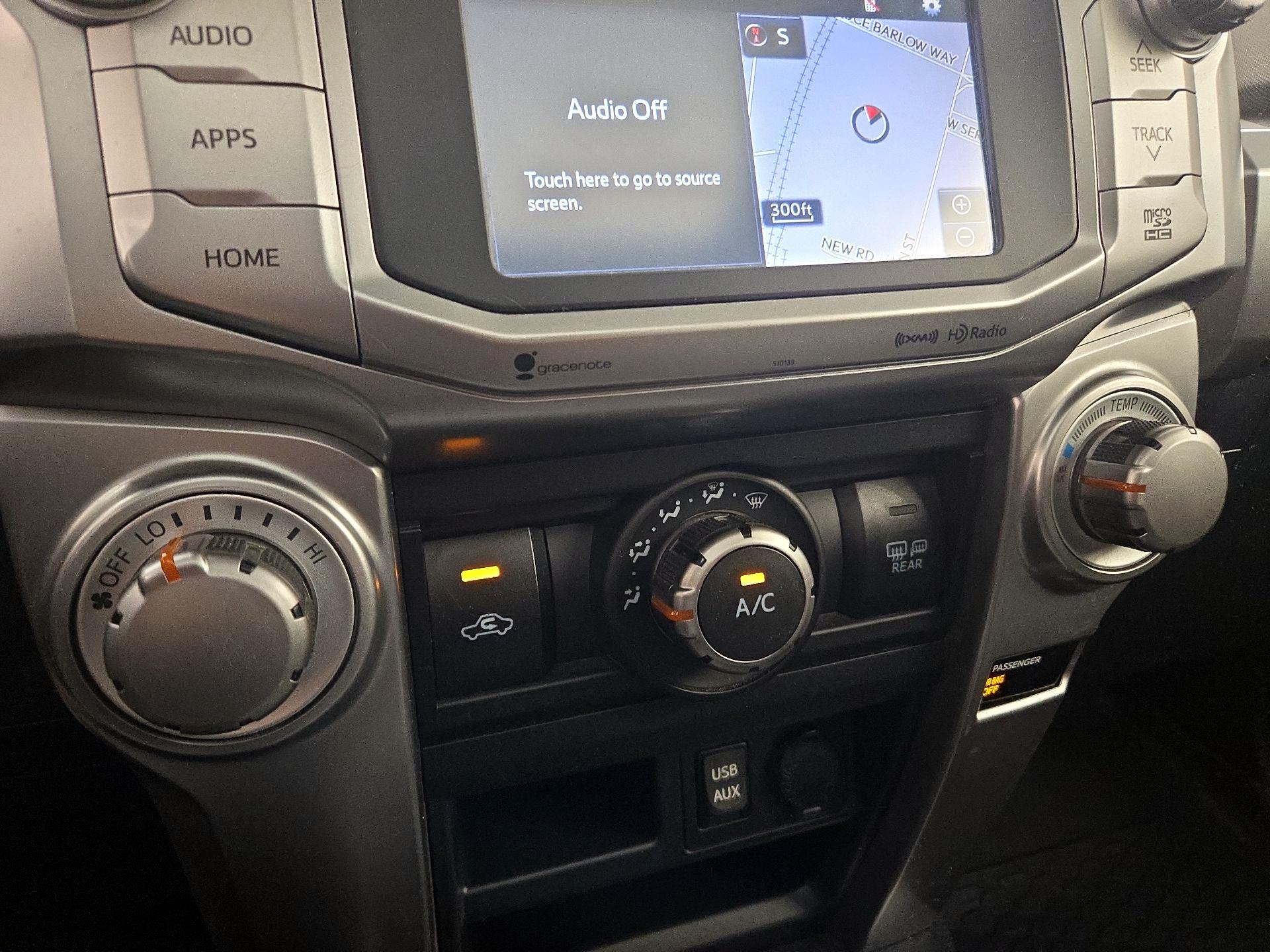 Thumbnail: 2016 Toyota 4Runner - 15