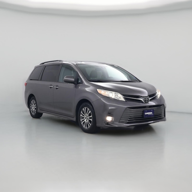 2020 Toyota Sienna XLE