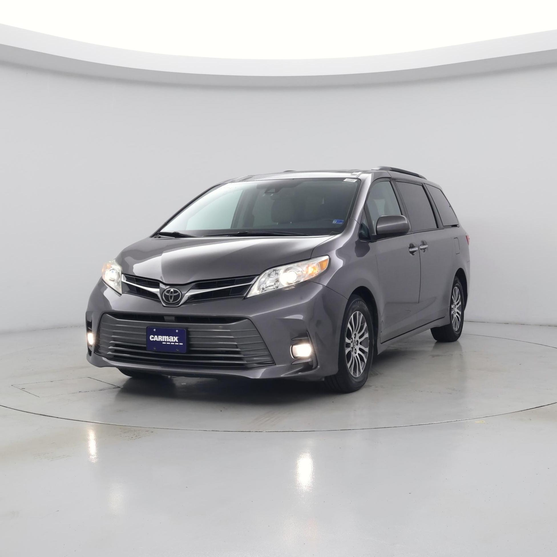 Thumbnail: 2020 Toyota Sienna - 4