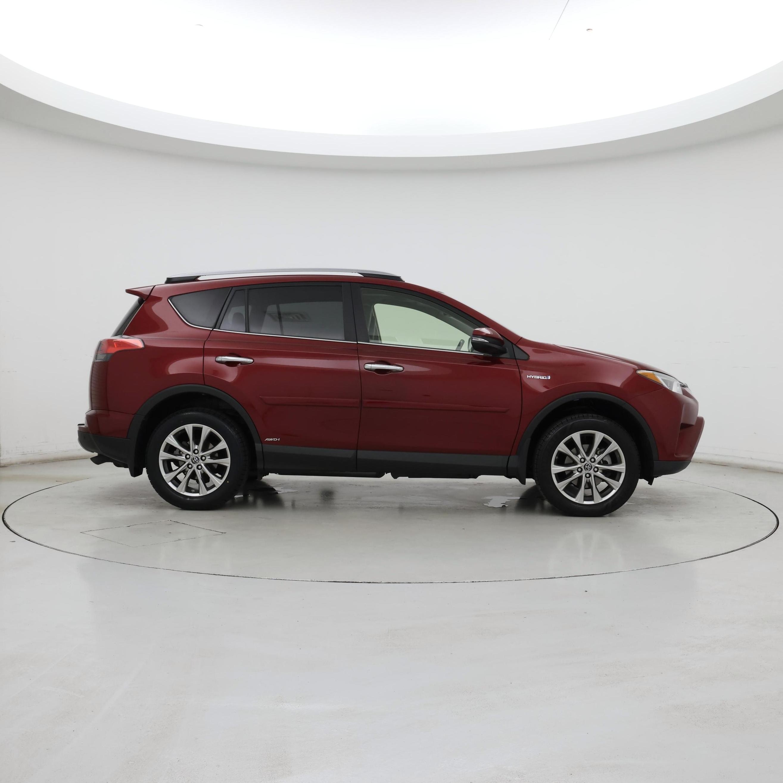 Thumbnail: 2018 Toyota RAV4 - 7