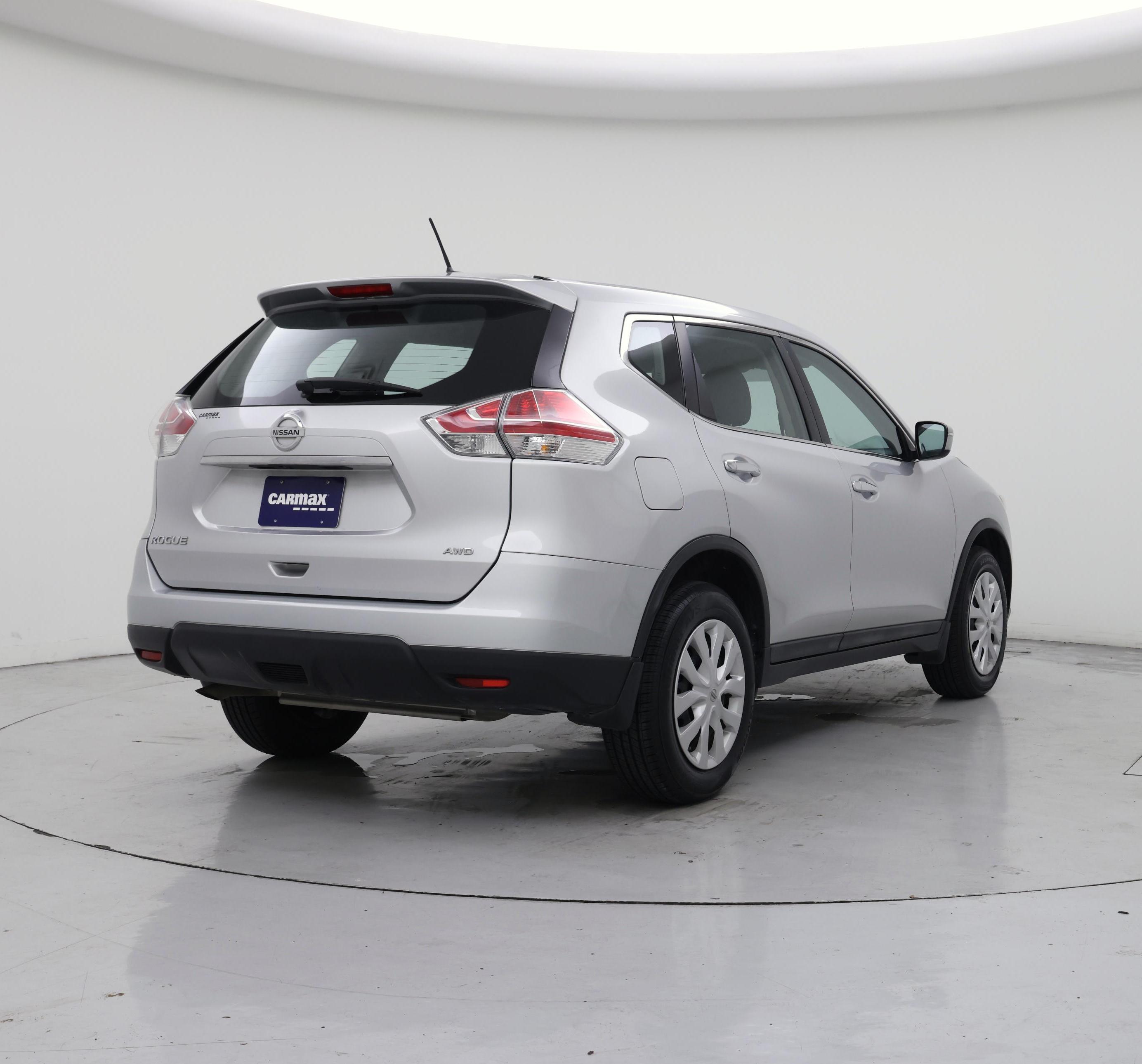 Thumbnail: 2015 Nissan Rogue - 8