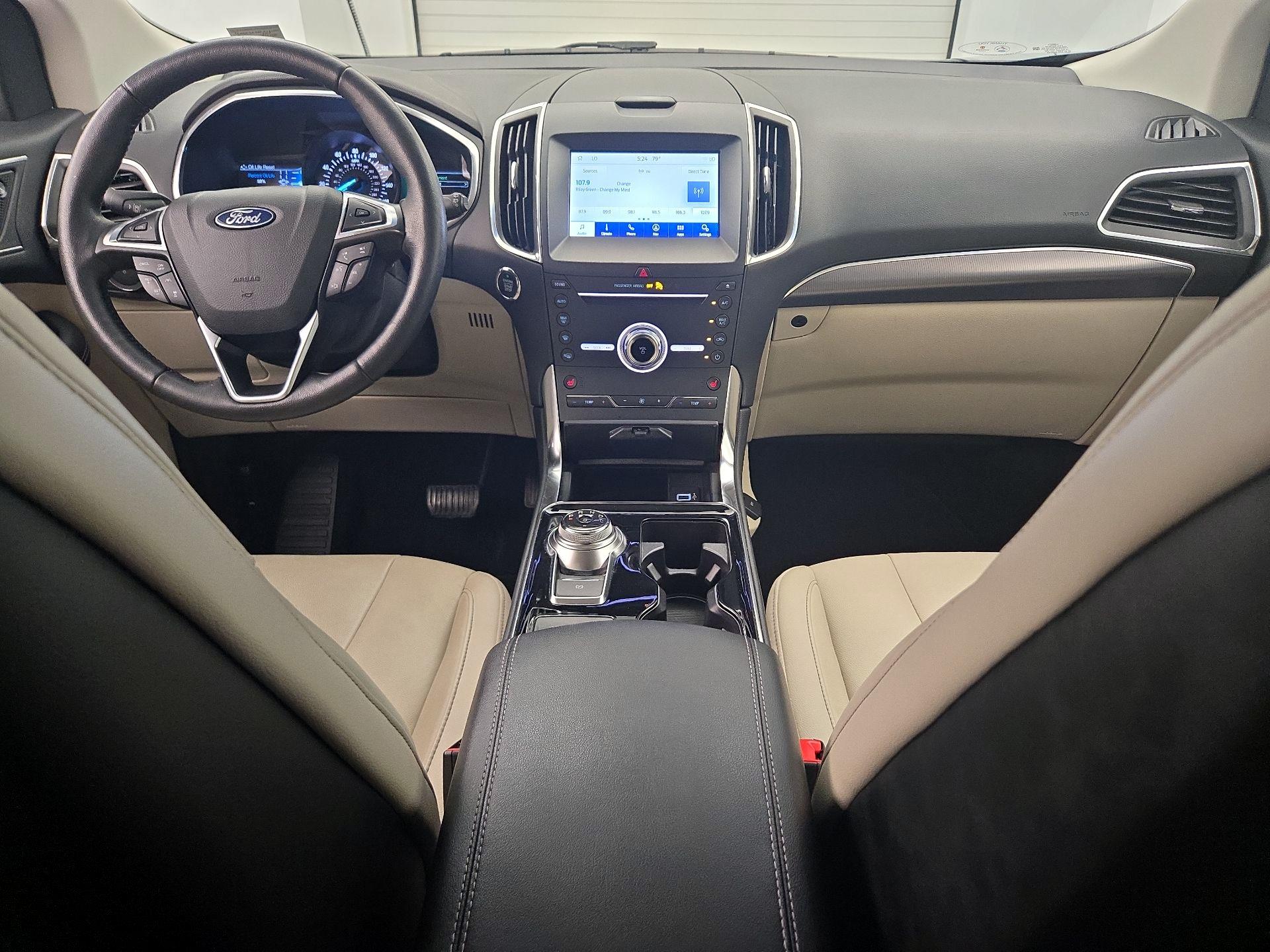 Thumbnail: 2019 Ford Edge - 9
