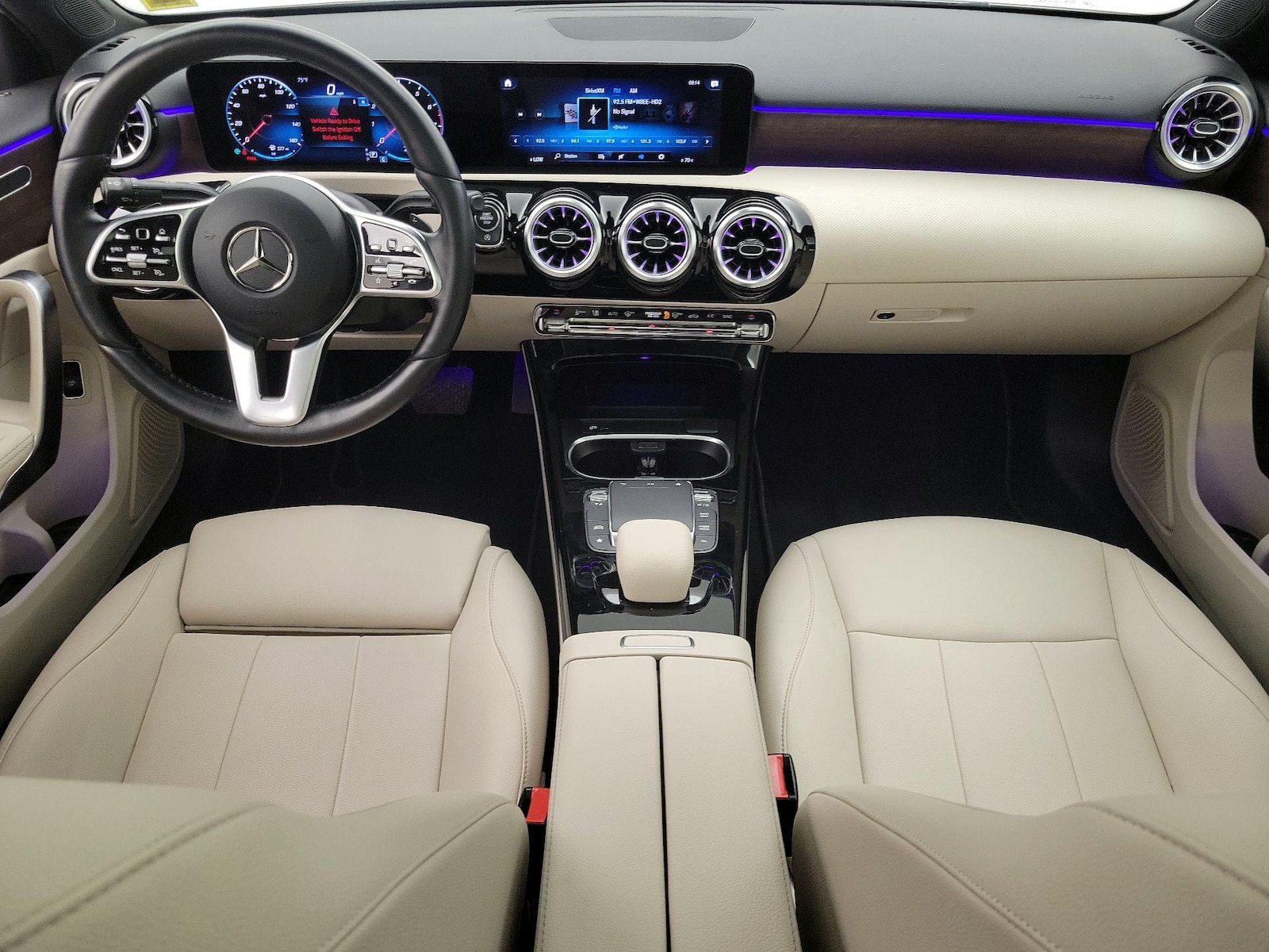 2022 Mercedes-Benz A-Class A220 - Photo 10