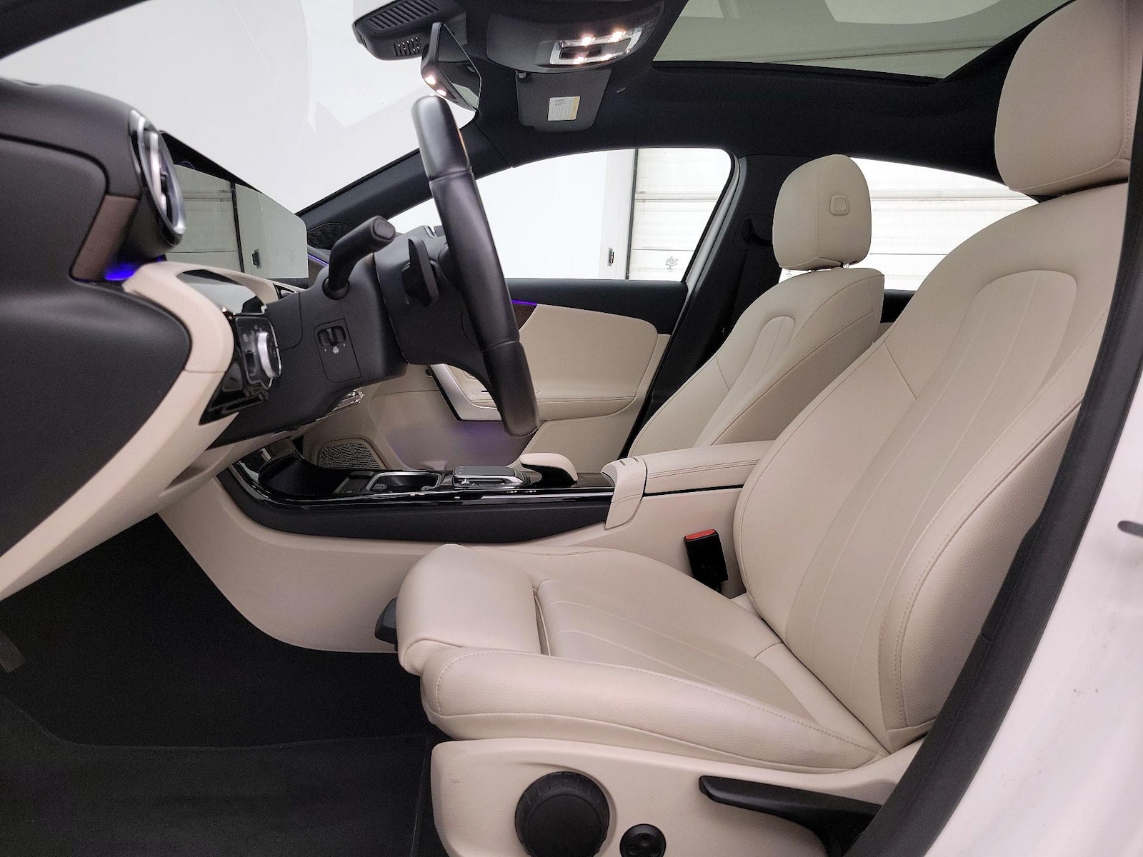 2022 Mercedes-Benz A-Class A220 - Photo 12