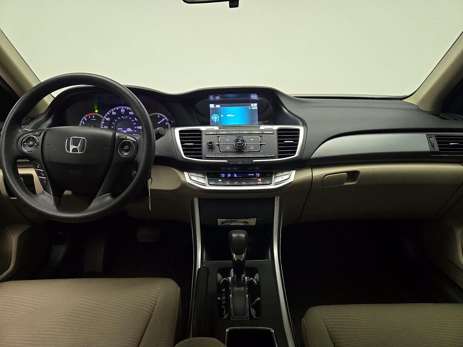 Thumbnail: 2015 Honda Accord - 9