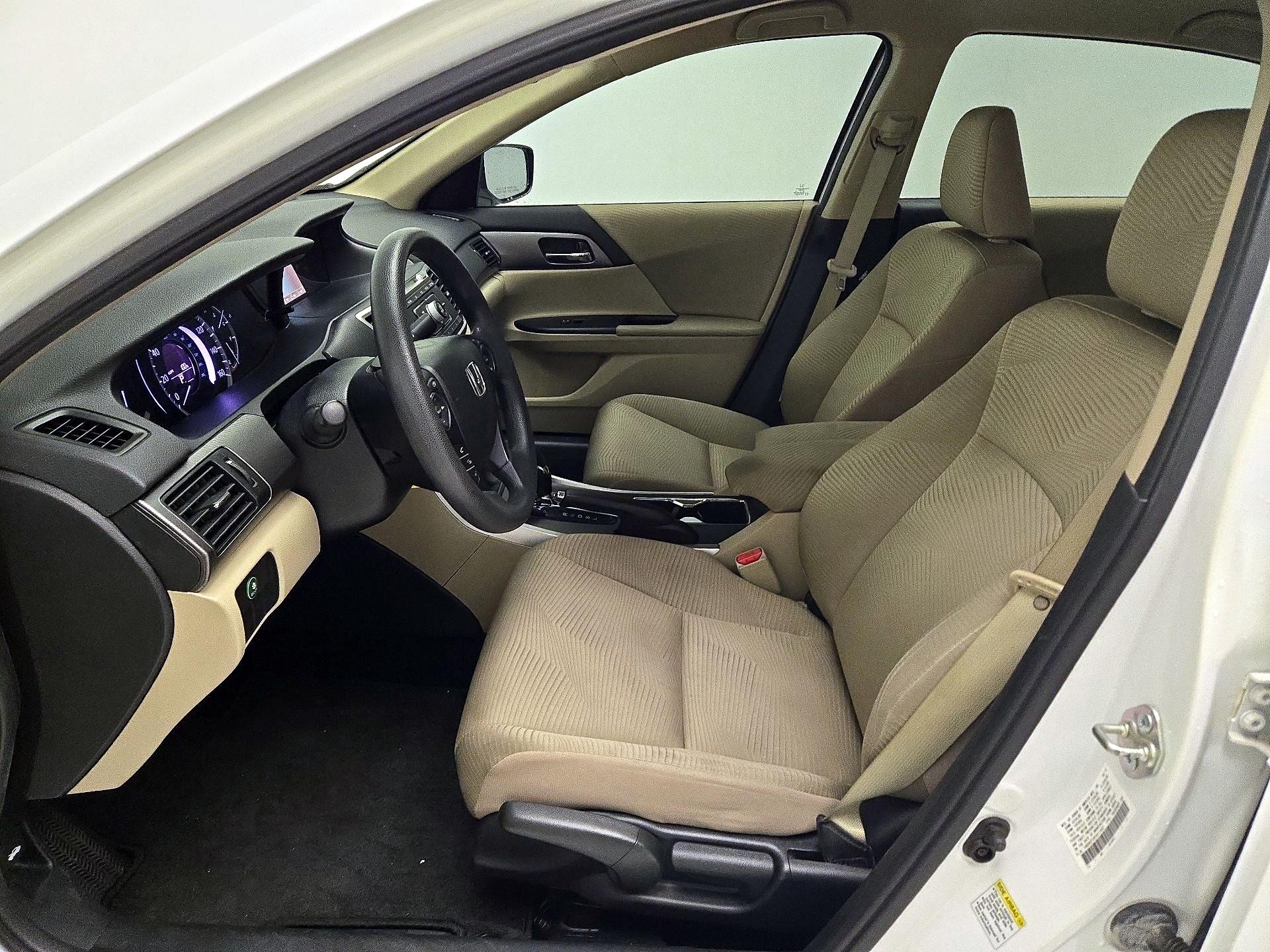 Thumbnail: 2015 Honda Accord - 11